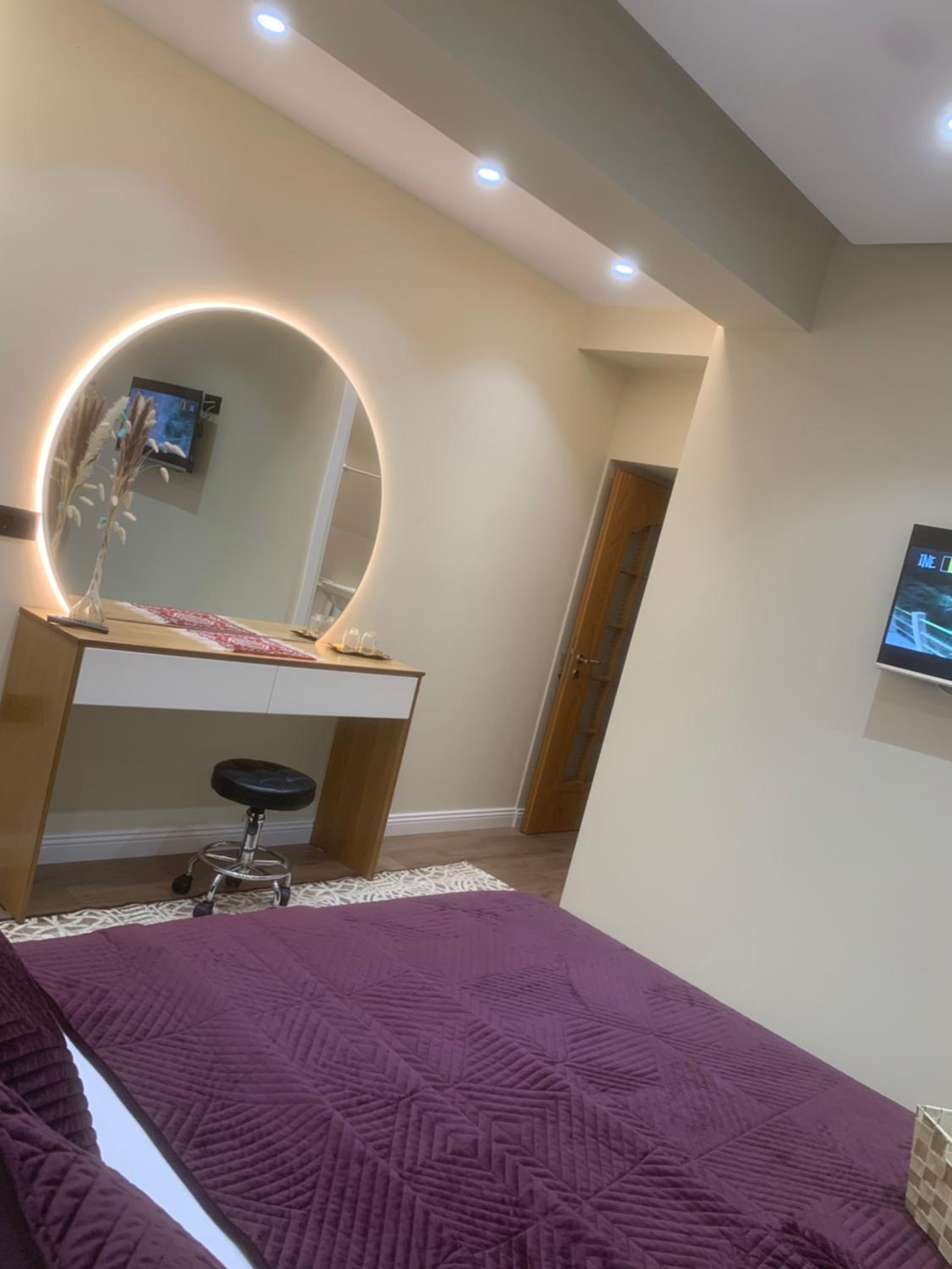Deluxe Double Room with Bath photo 3