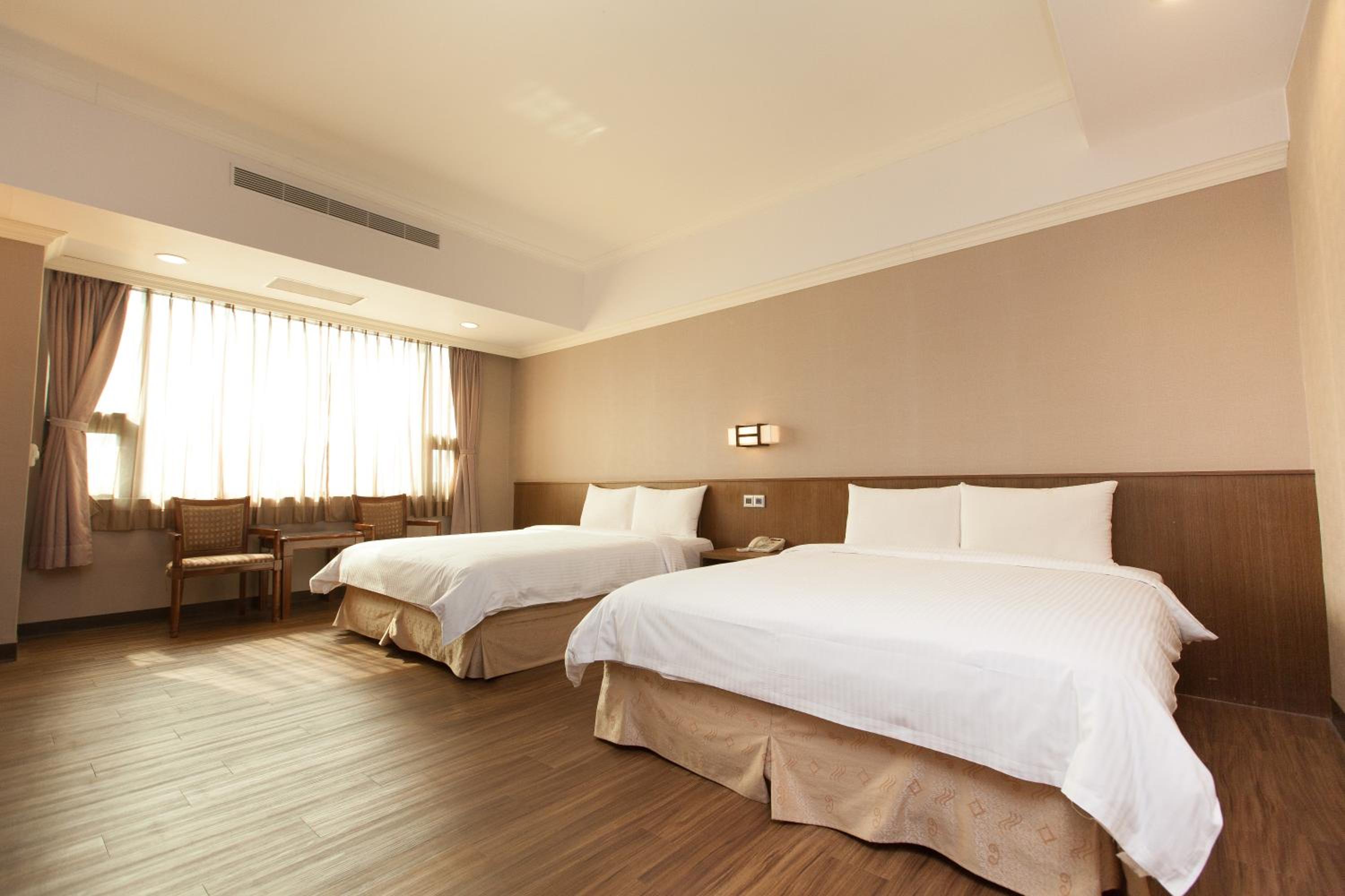 Quadruple Room photo 2