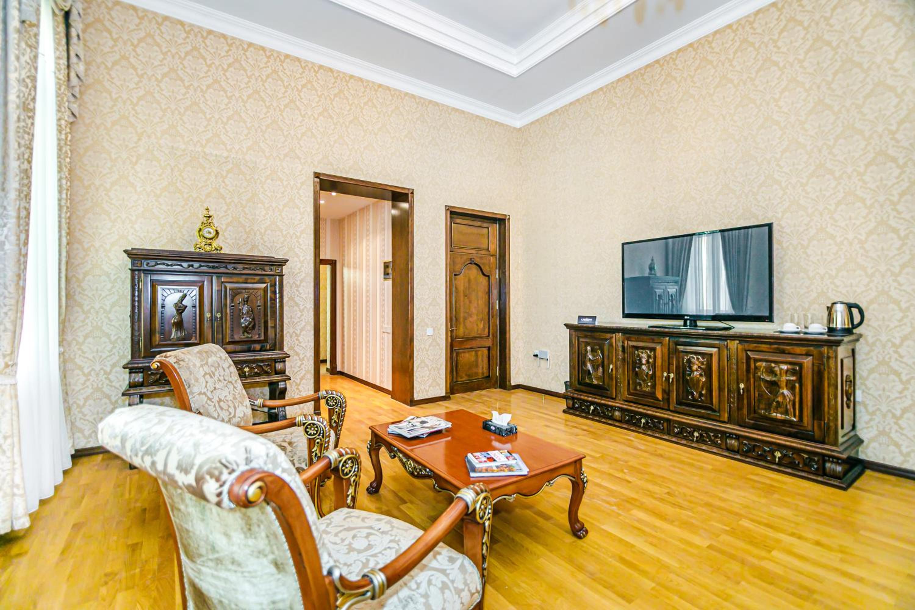 Presidential Suite photo 2