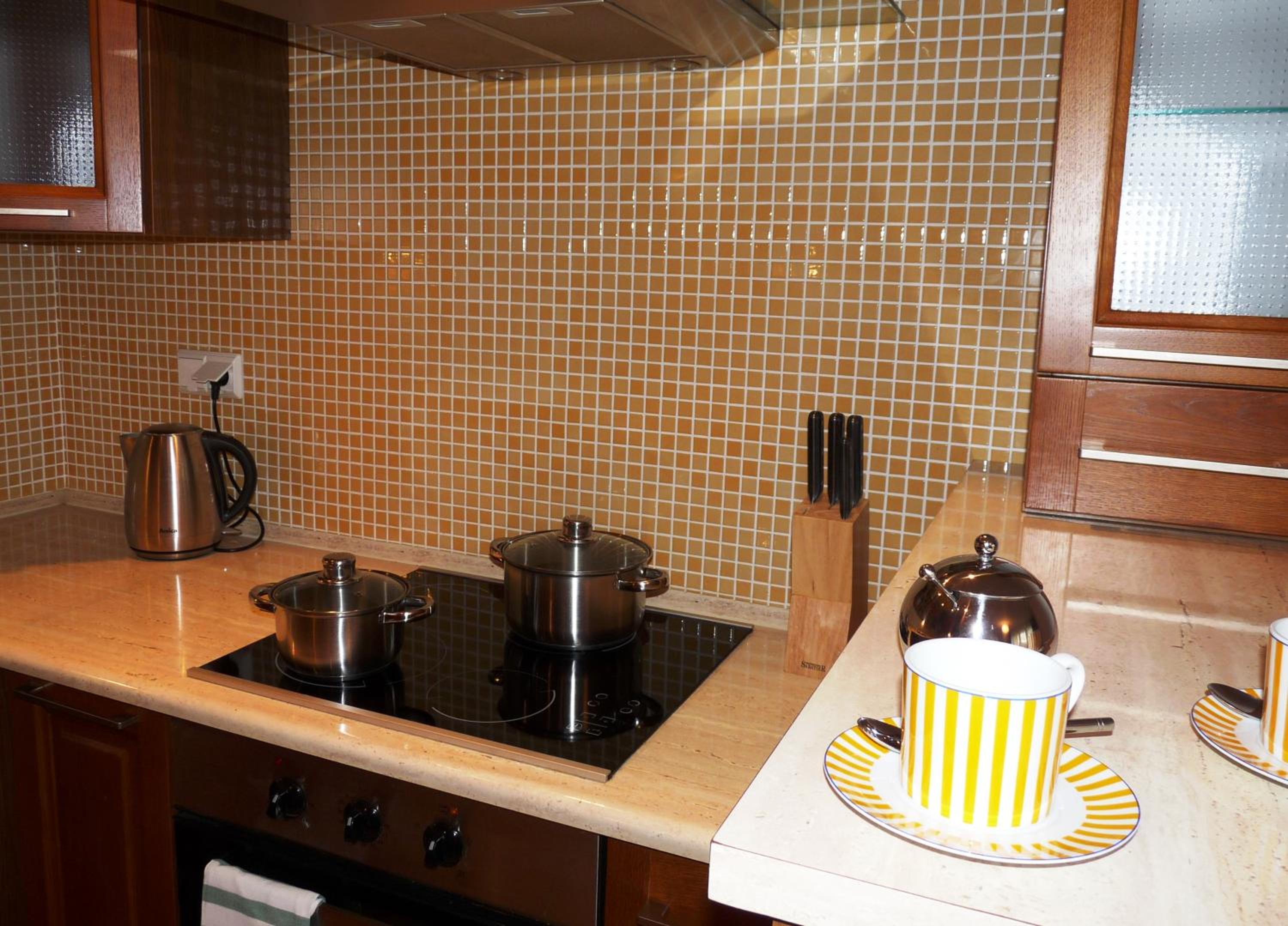 One-Bedroom Apartment - Photo 11