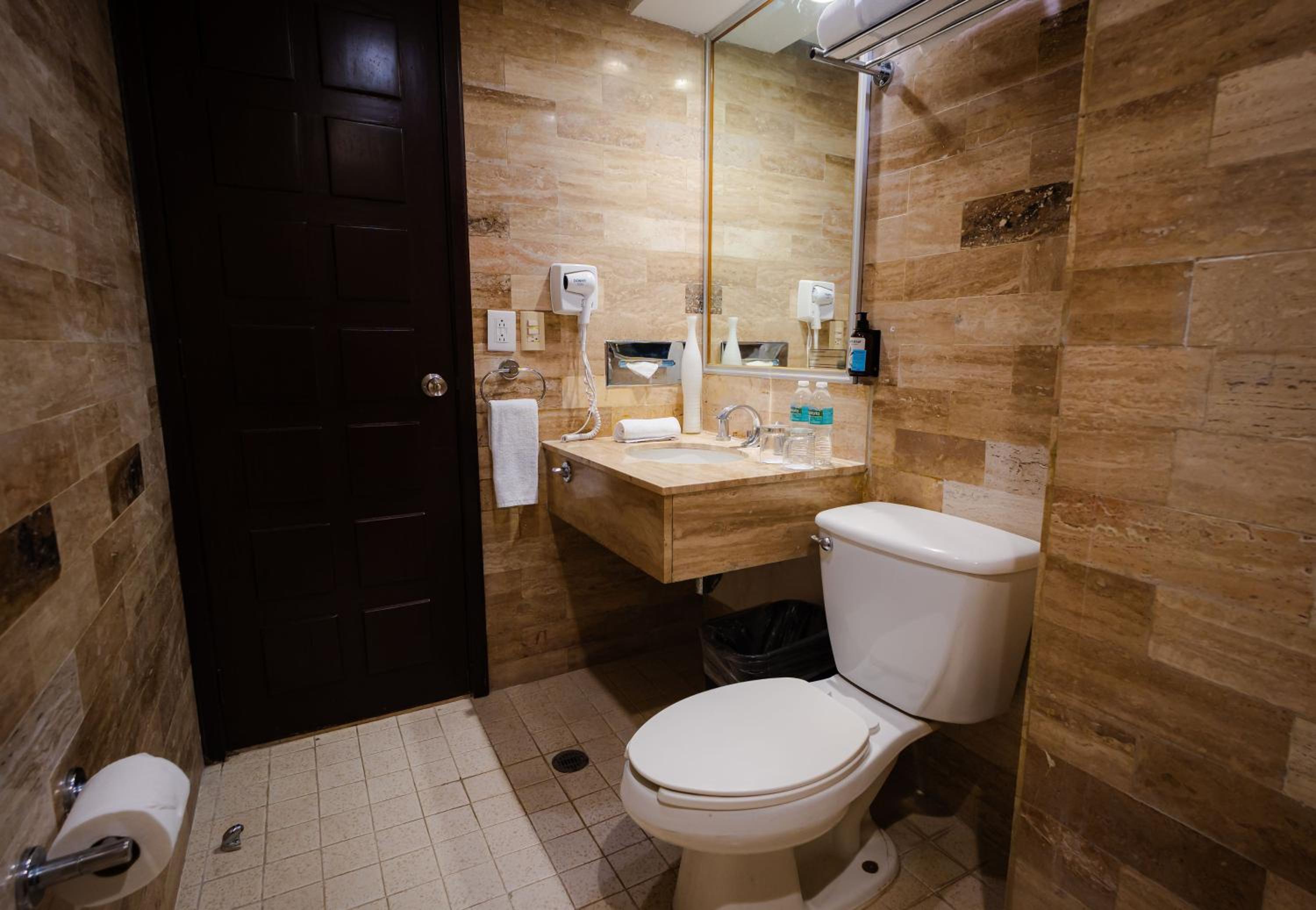 Superior King Suite