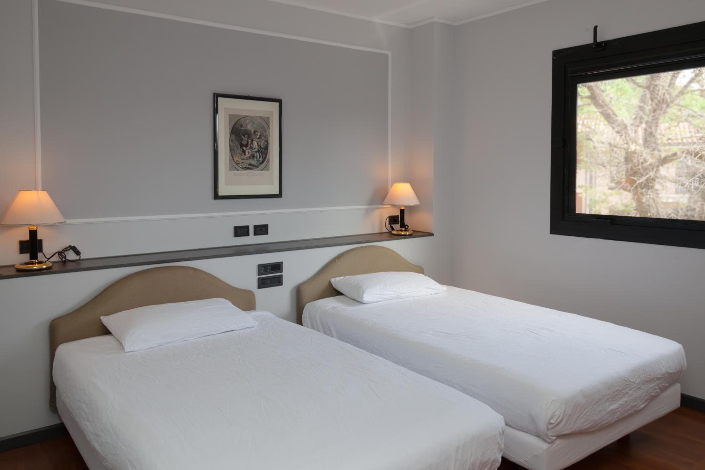 Comfort Twin Room - Photo 4
