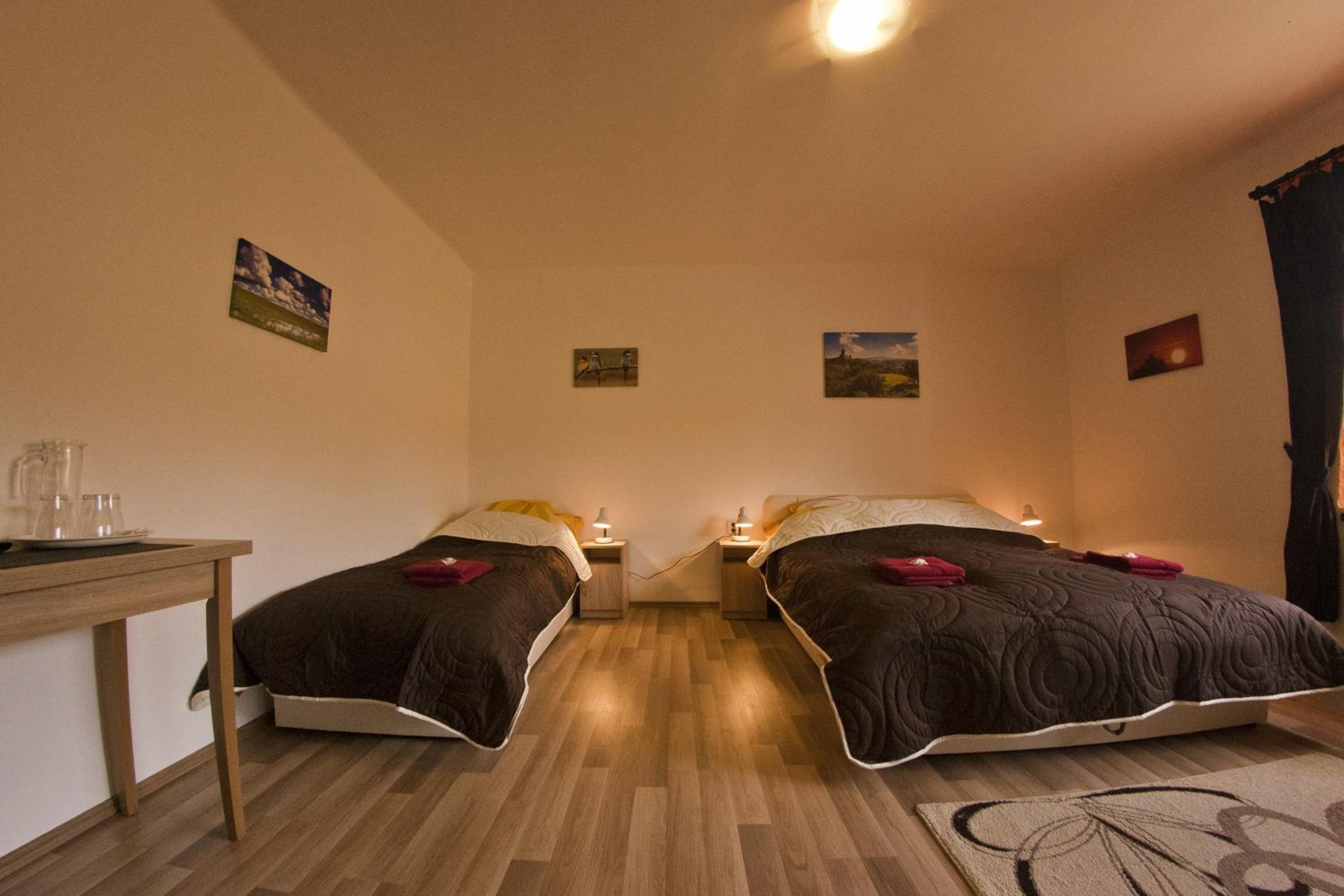 Triple Room with Bathroom photo 1