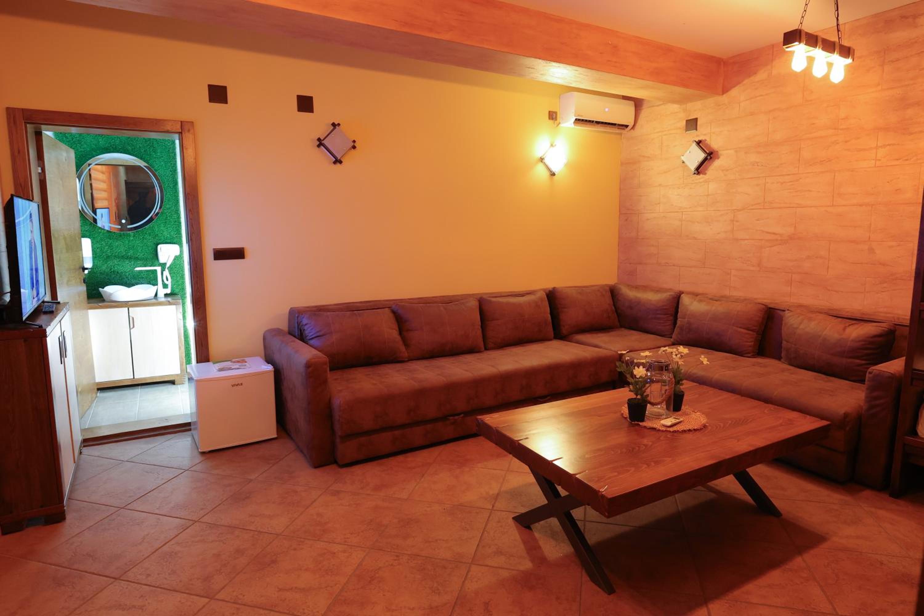 Deluxe Bungalow