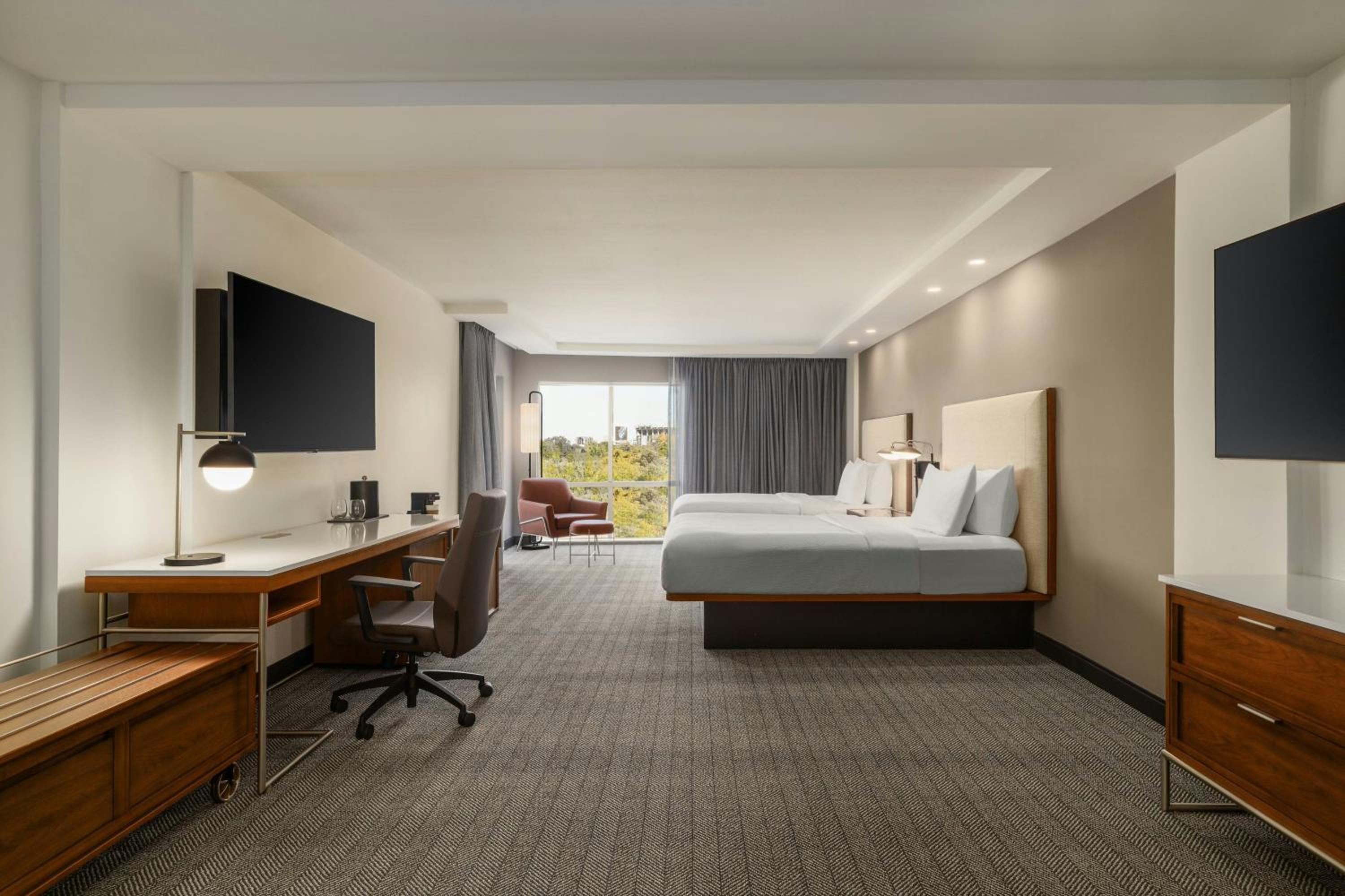 Studio with Two Queen Beds and Sofa Bed