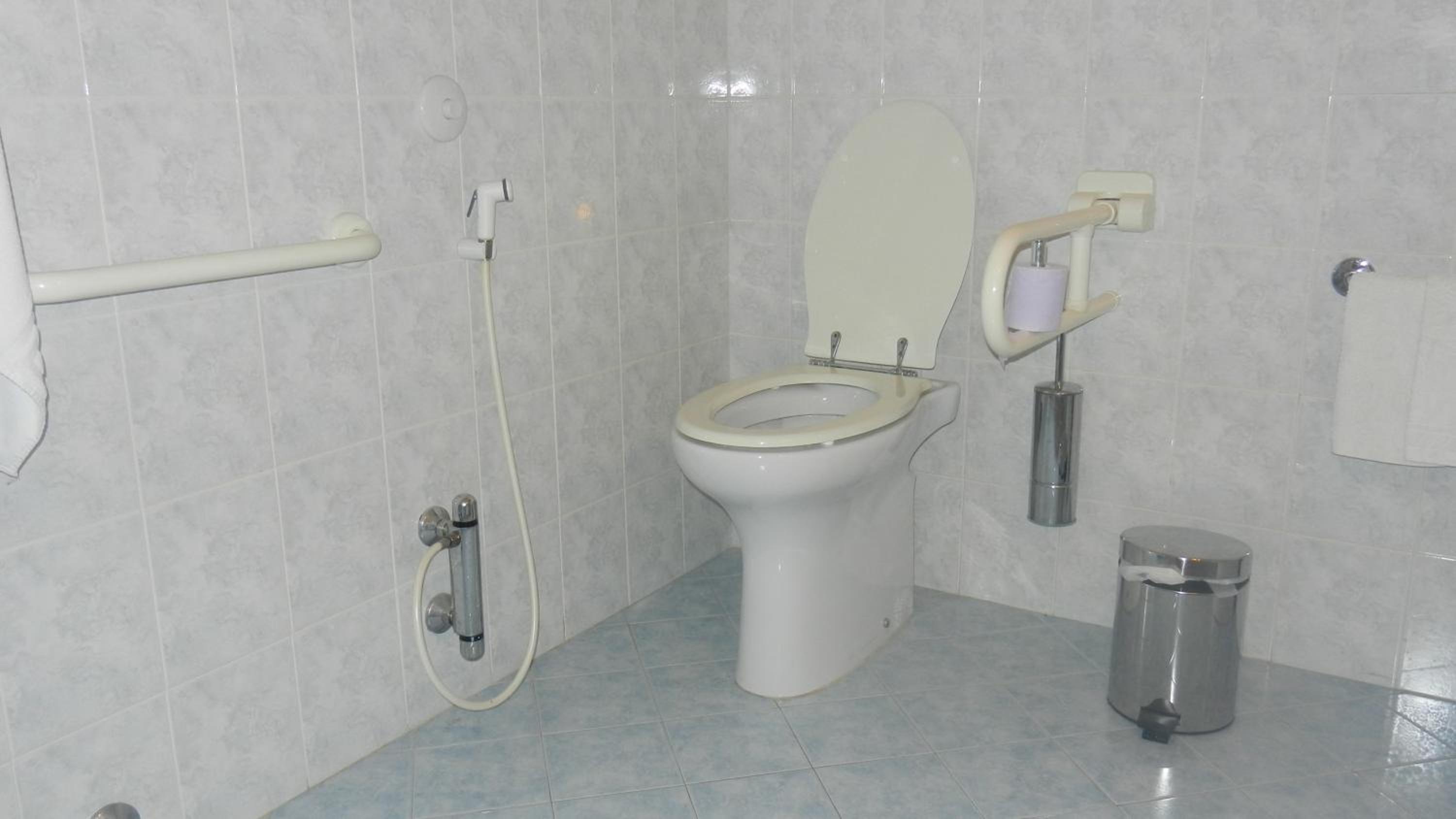 One-Bedroom Apartment - Disability Access photo 3