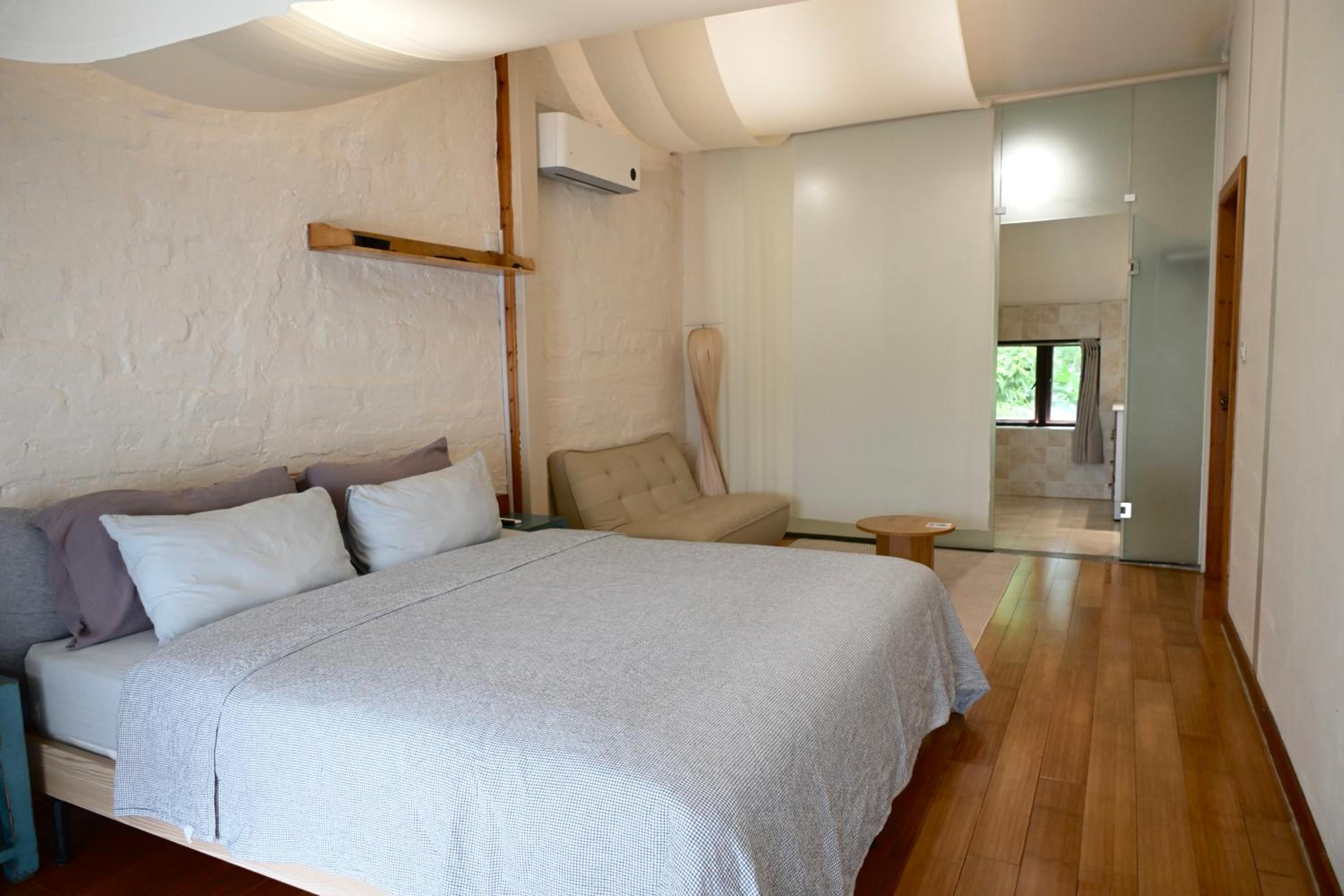 King Room with Mountain View photo 3