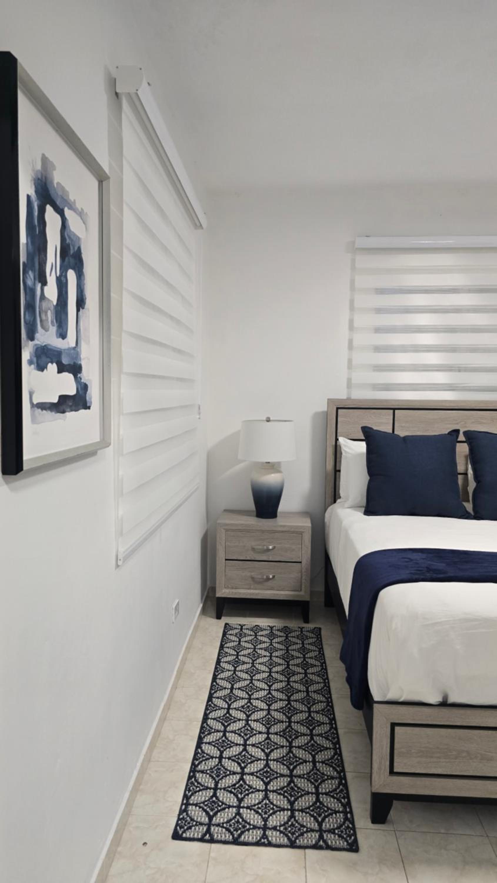 One-Bedroom Apartment - Non-Smoking photo 1
