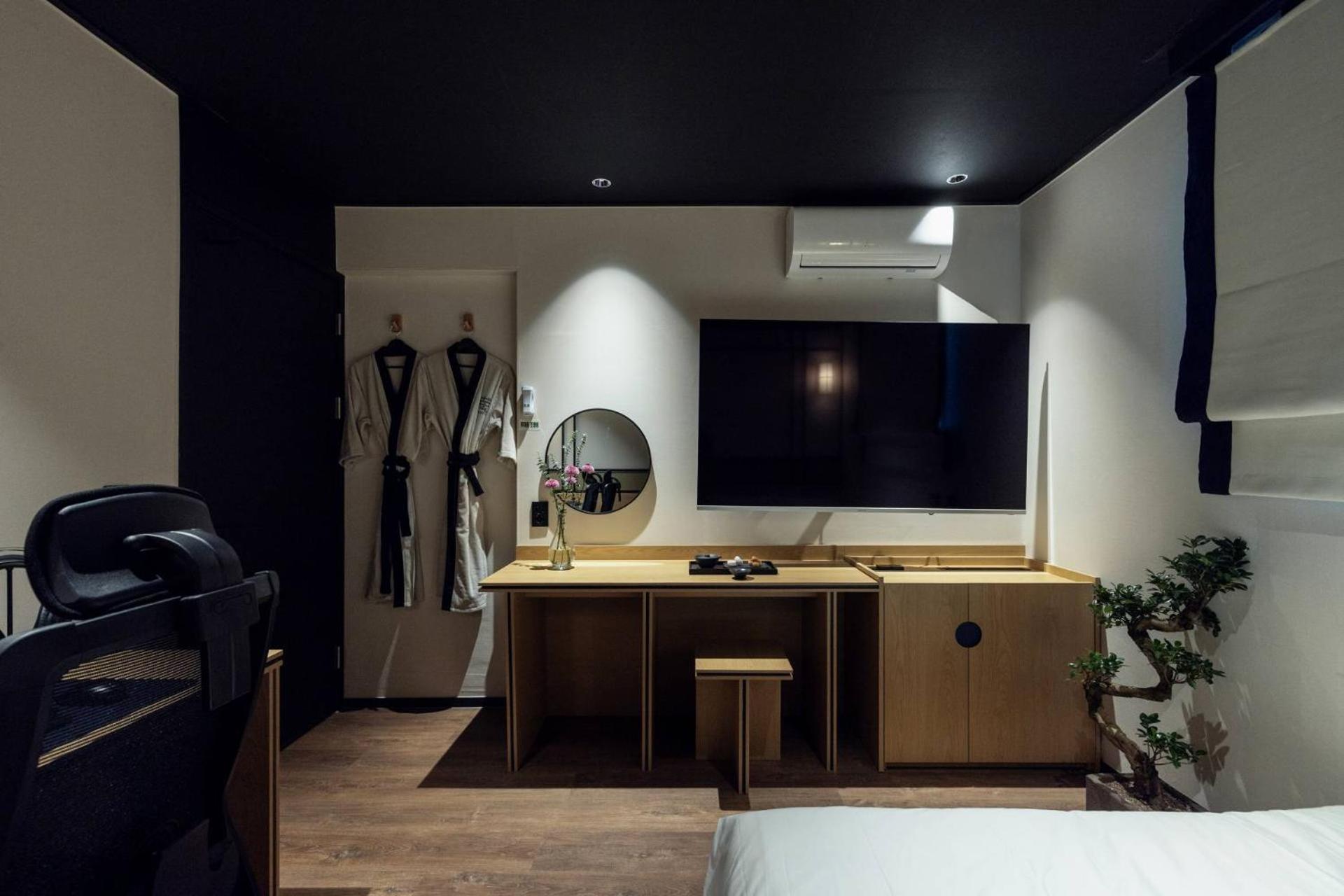 Double Room with 2PC photo 3