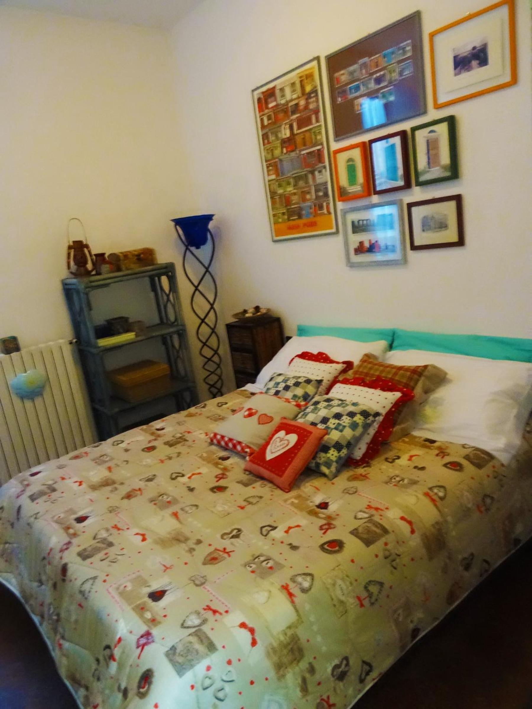 Double or Twin Room with Private Bathroom - Photo 24