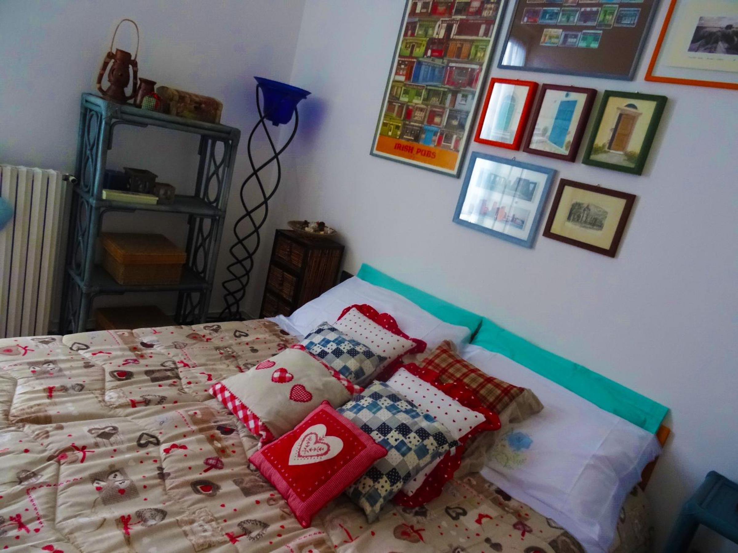 Double or Twin Room with Private Bathroom - Photo 1