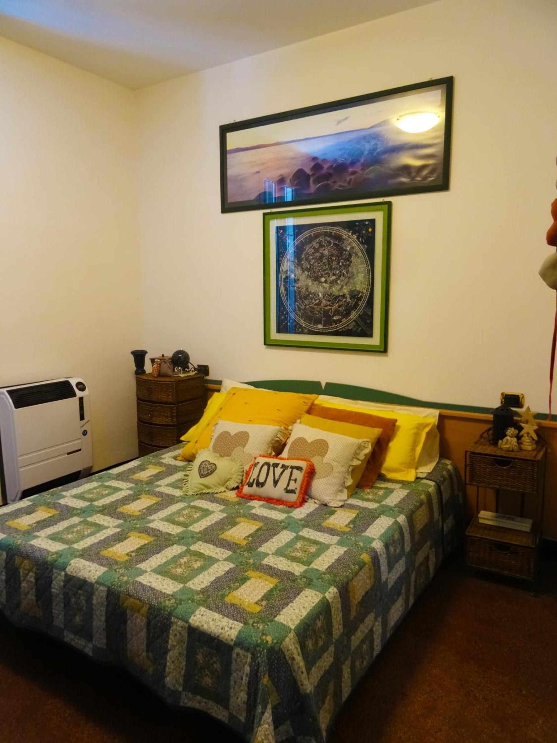 Double or Twin Room with Shower - Photo 2