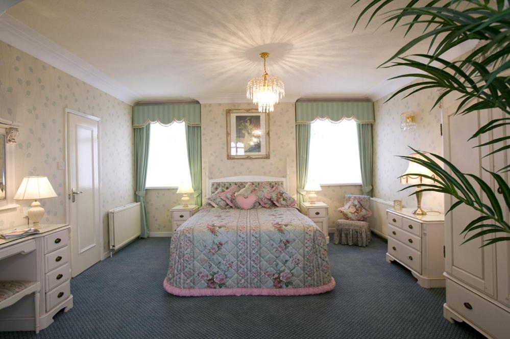 Suite with Double Bed - Sea View - Photo 4
