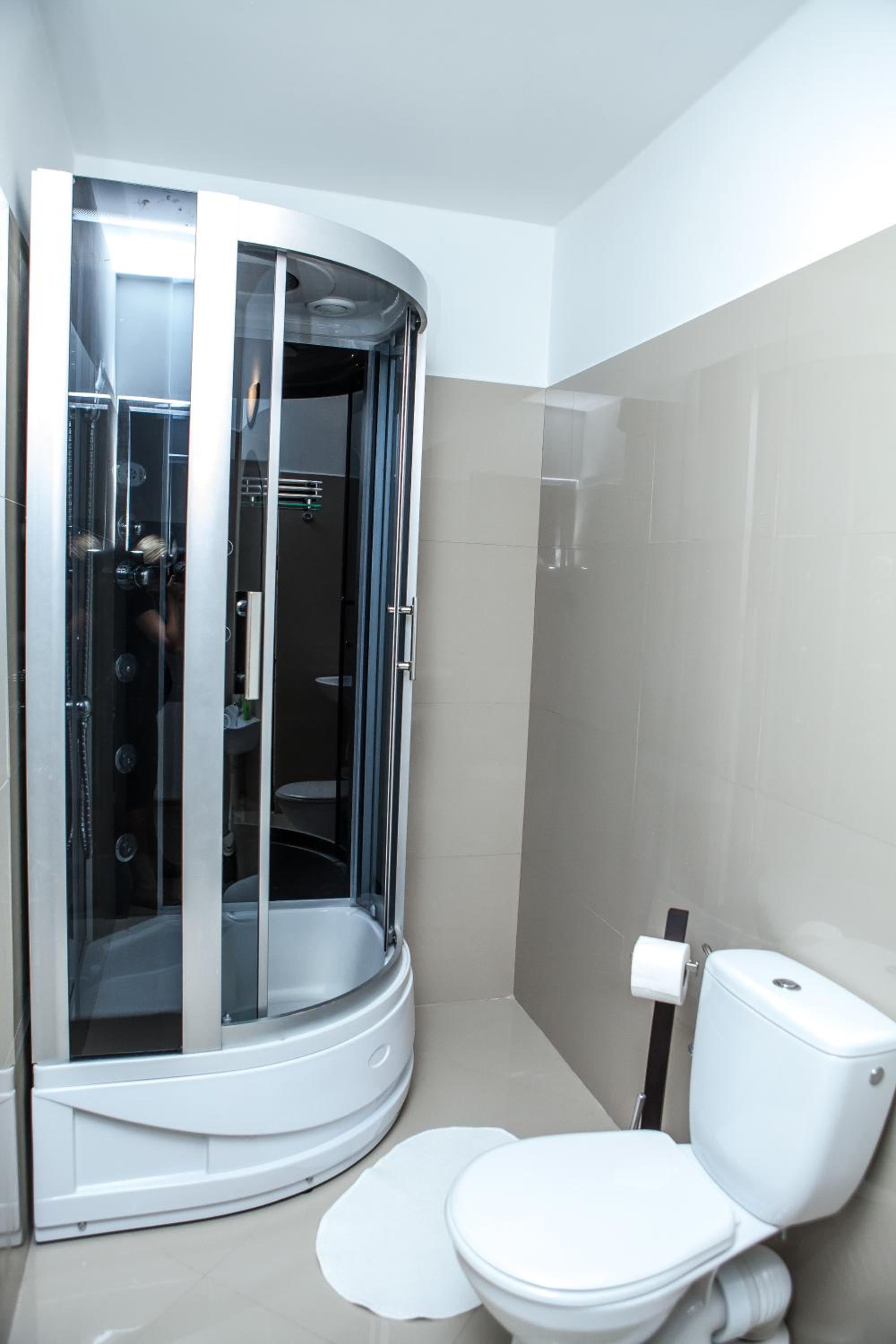 Double Room - Photo 4