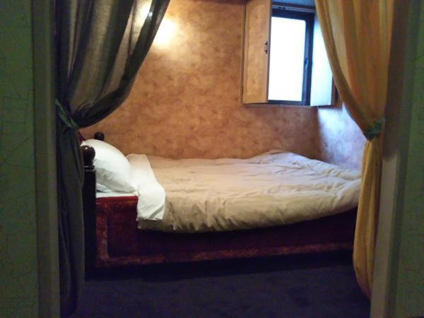 Budget Double Room photo 3