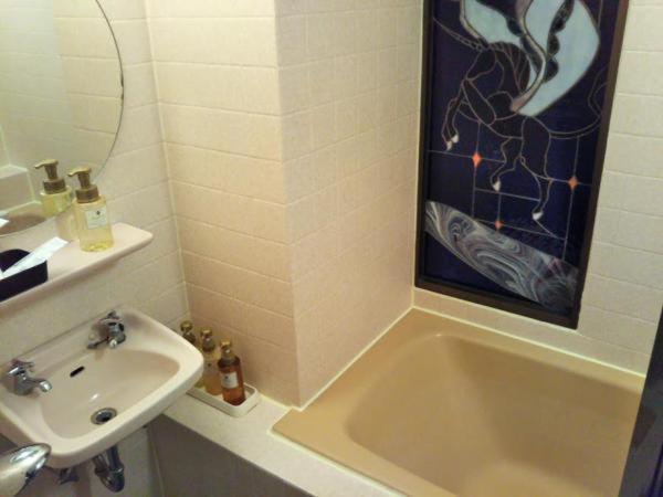 Budget Double Room photo 1