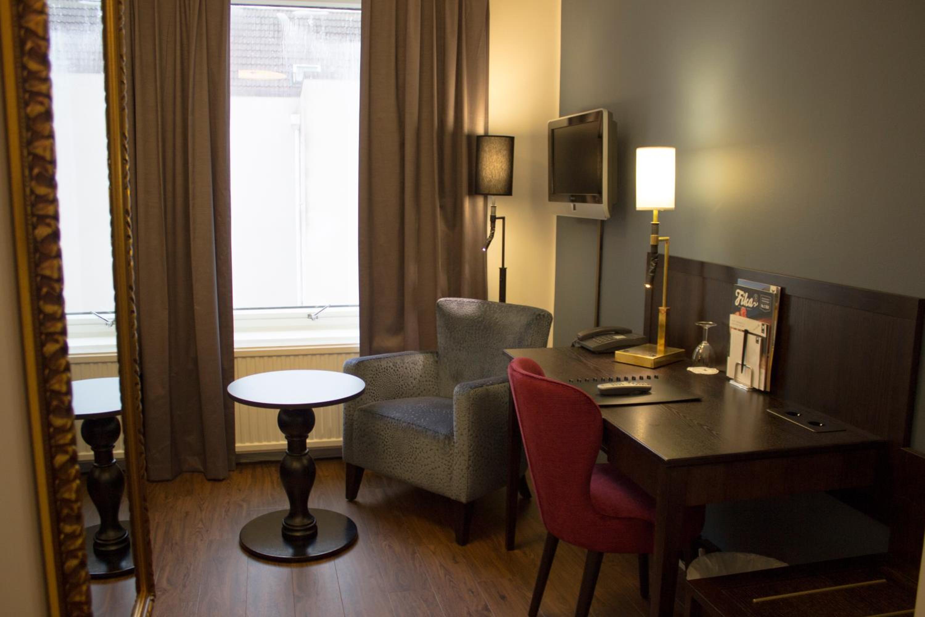 Standard Single Room photo 2