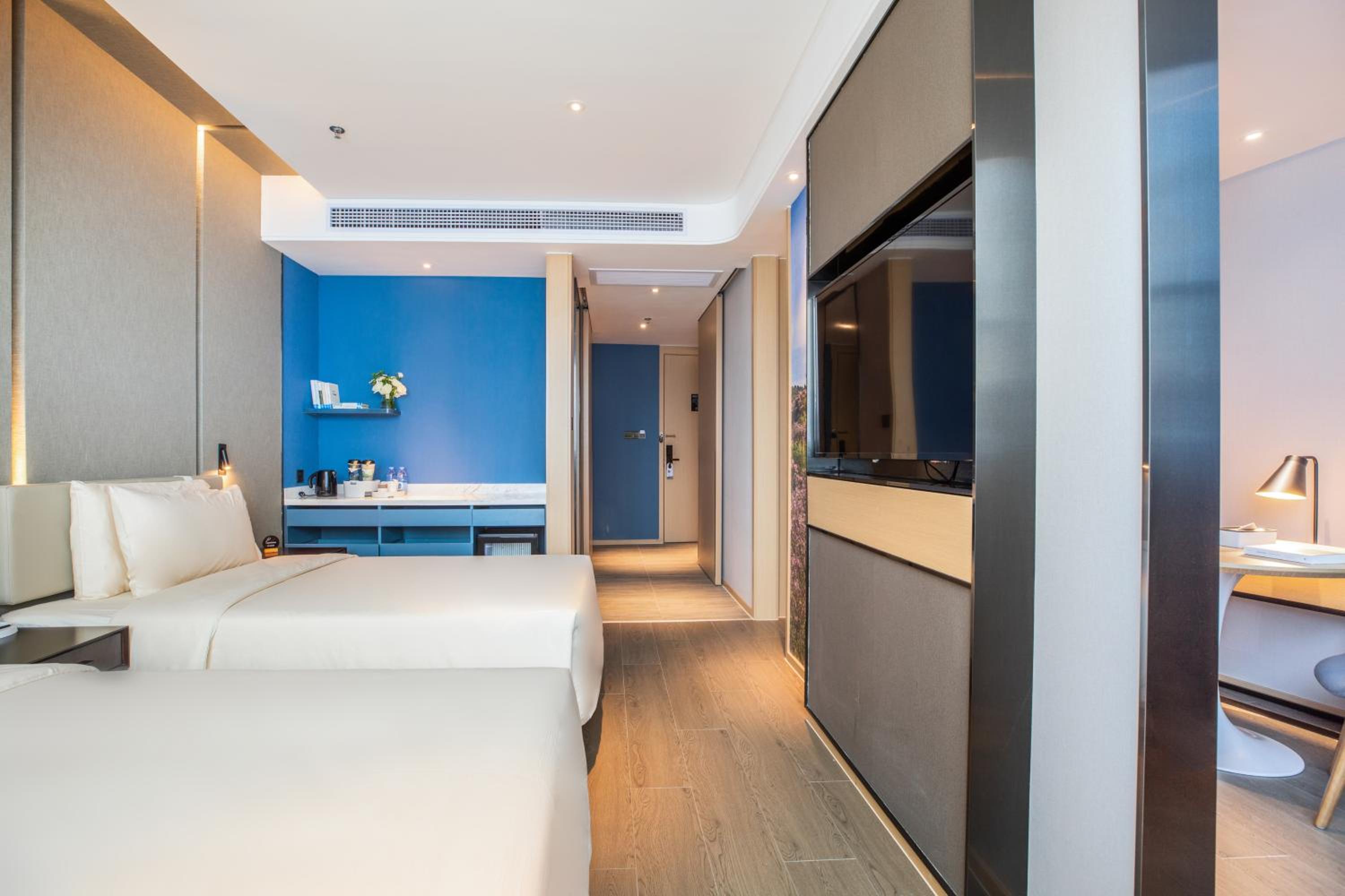 Superior Twin Room - Photo 1