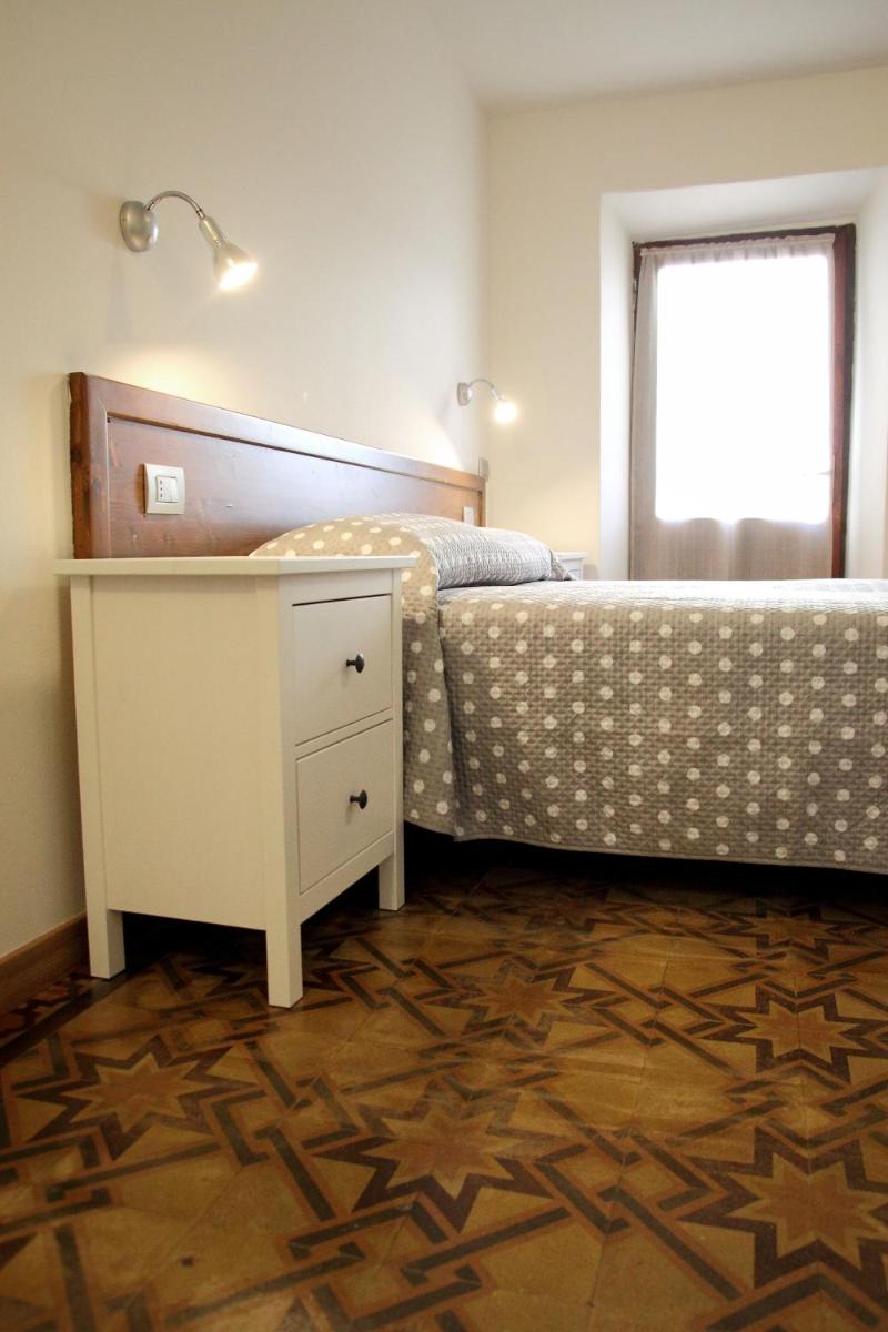 Double Room with Private Bathroom photo 1