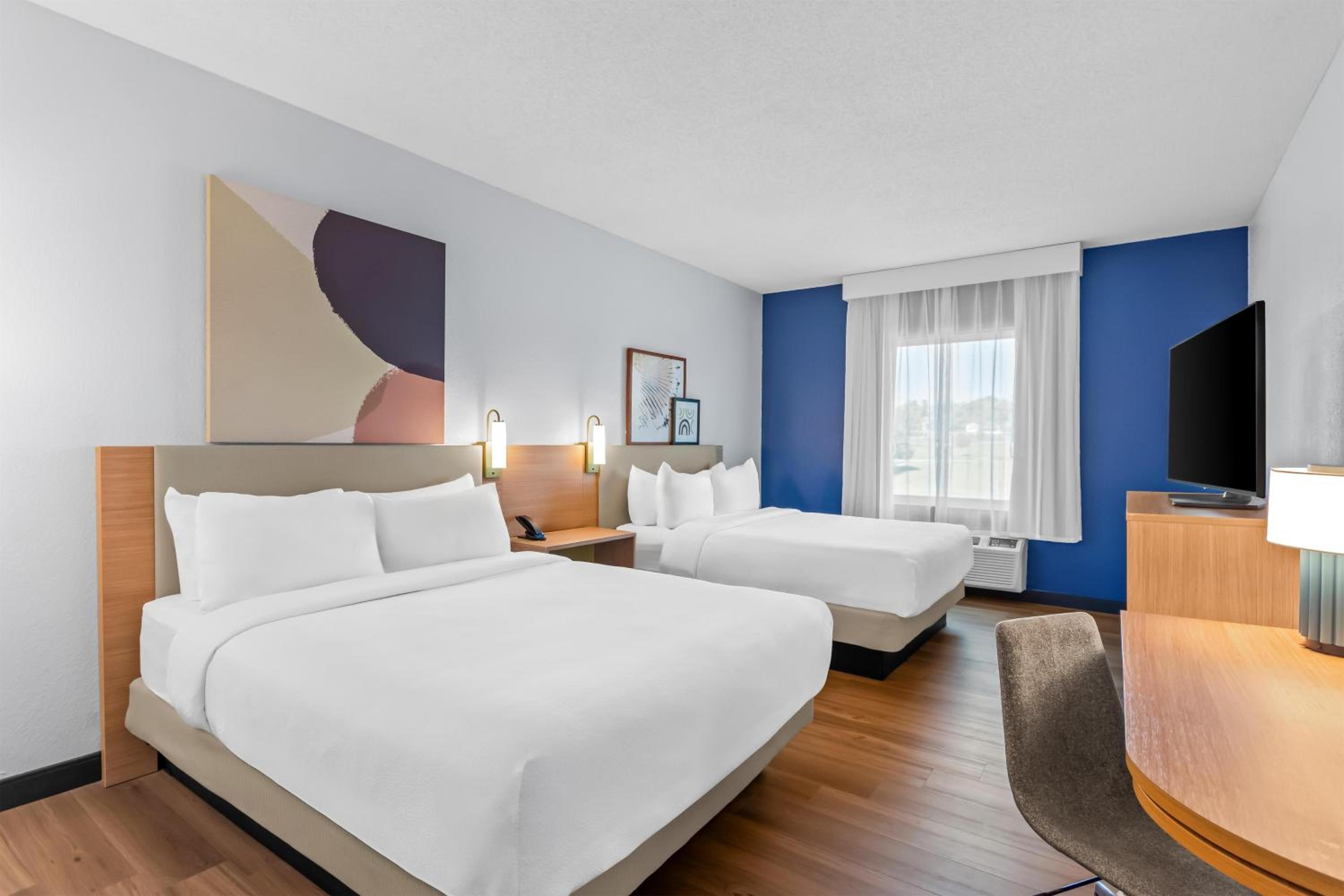 Spark by Hilton La Grange, 사진 4