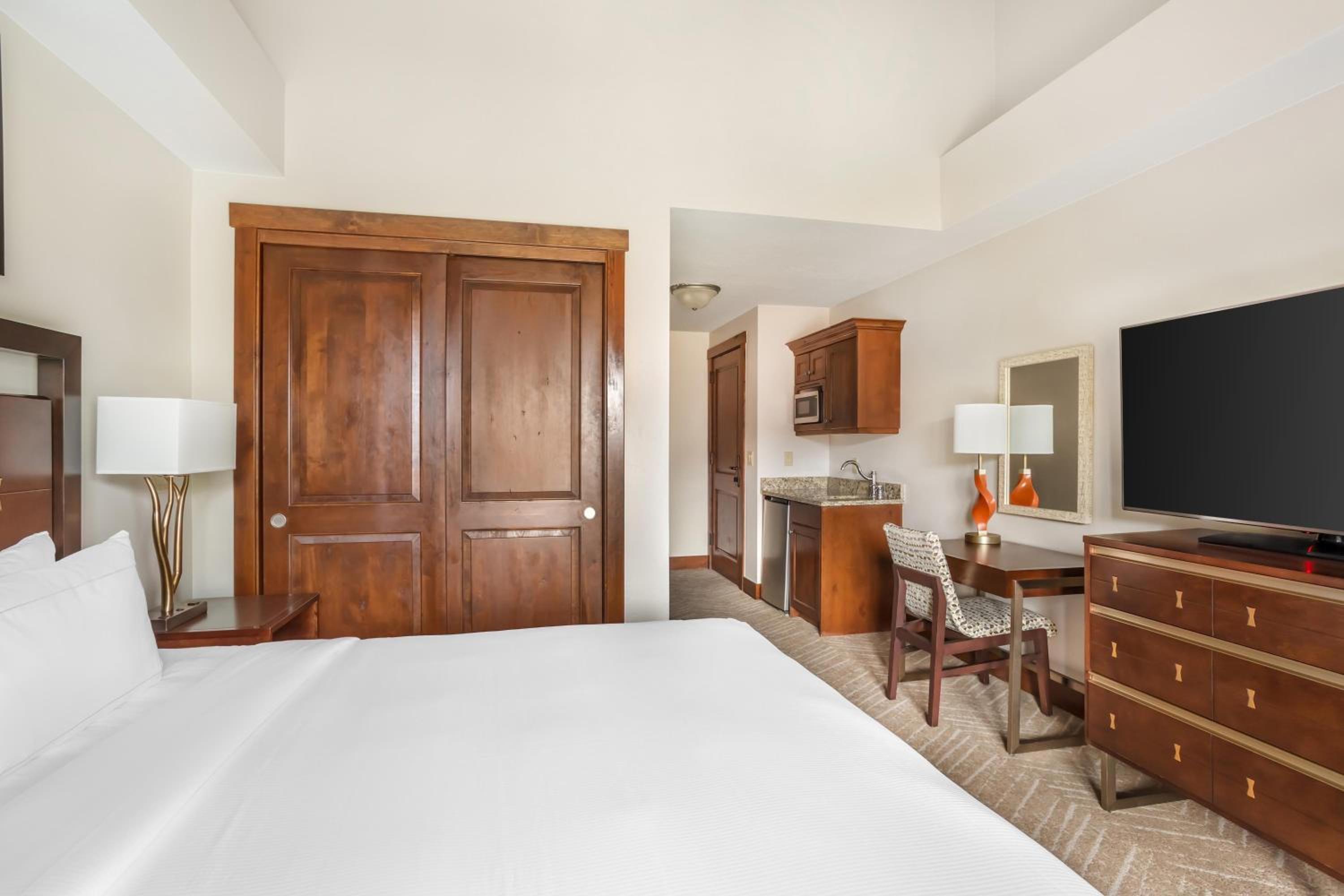 One-Bedroom Suite with King or Queen Bed and Sofa Bed