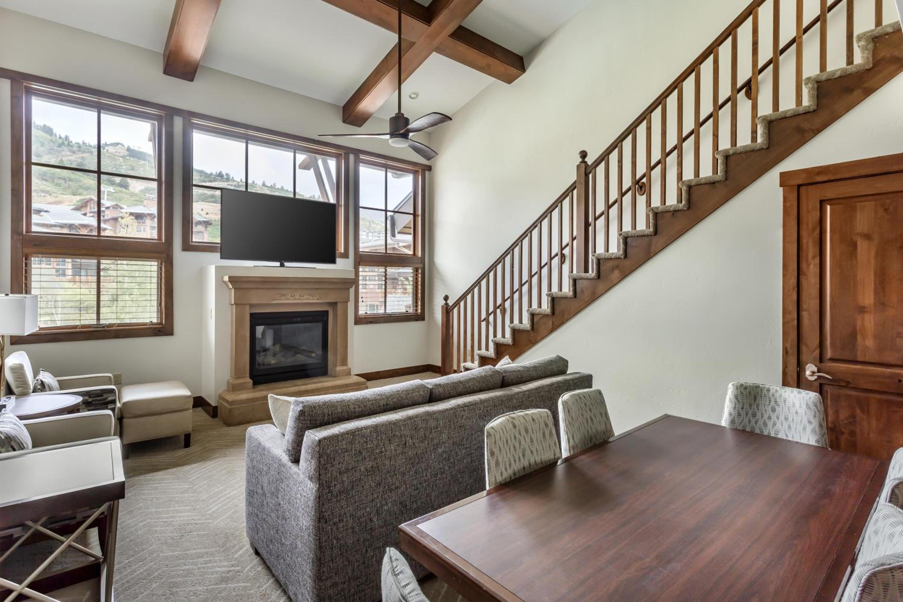 One-Bedroom Suite photo 2