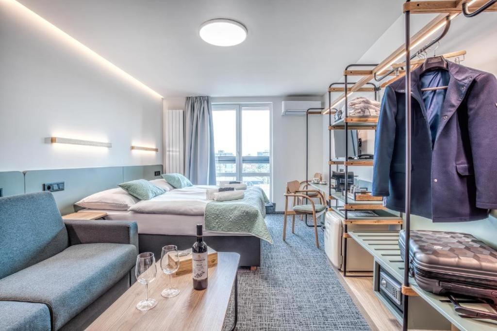 Double or Twin Room photo 1