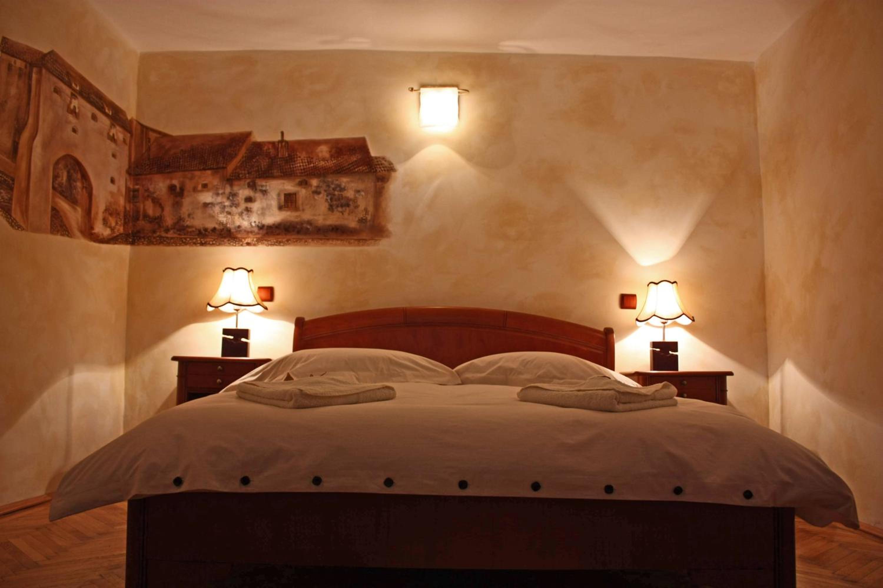 Double Room - Photo 17