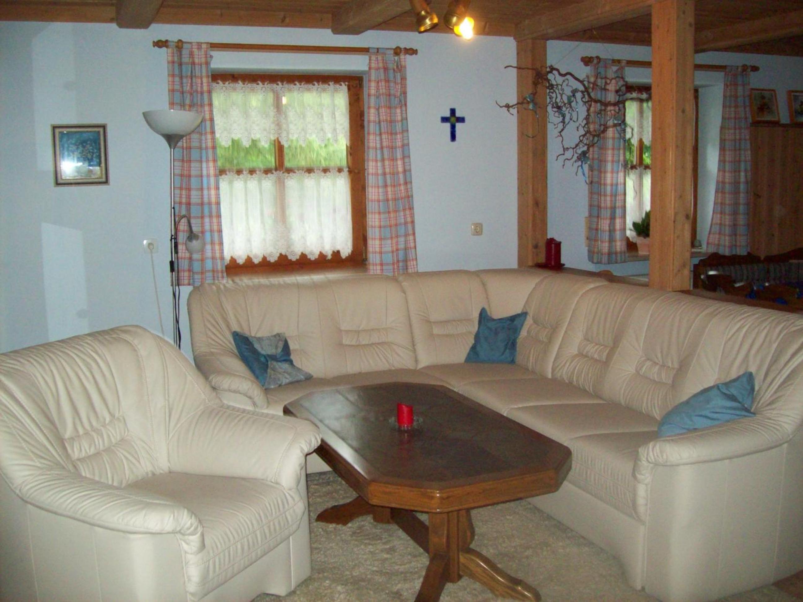 Apartment photo 2