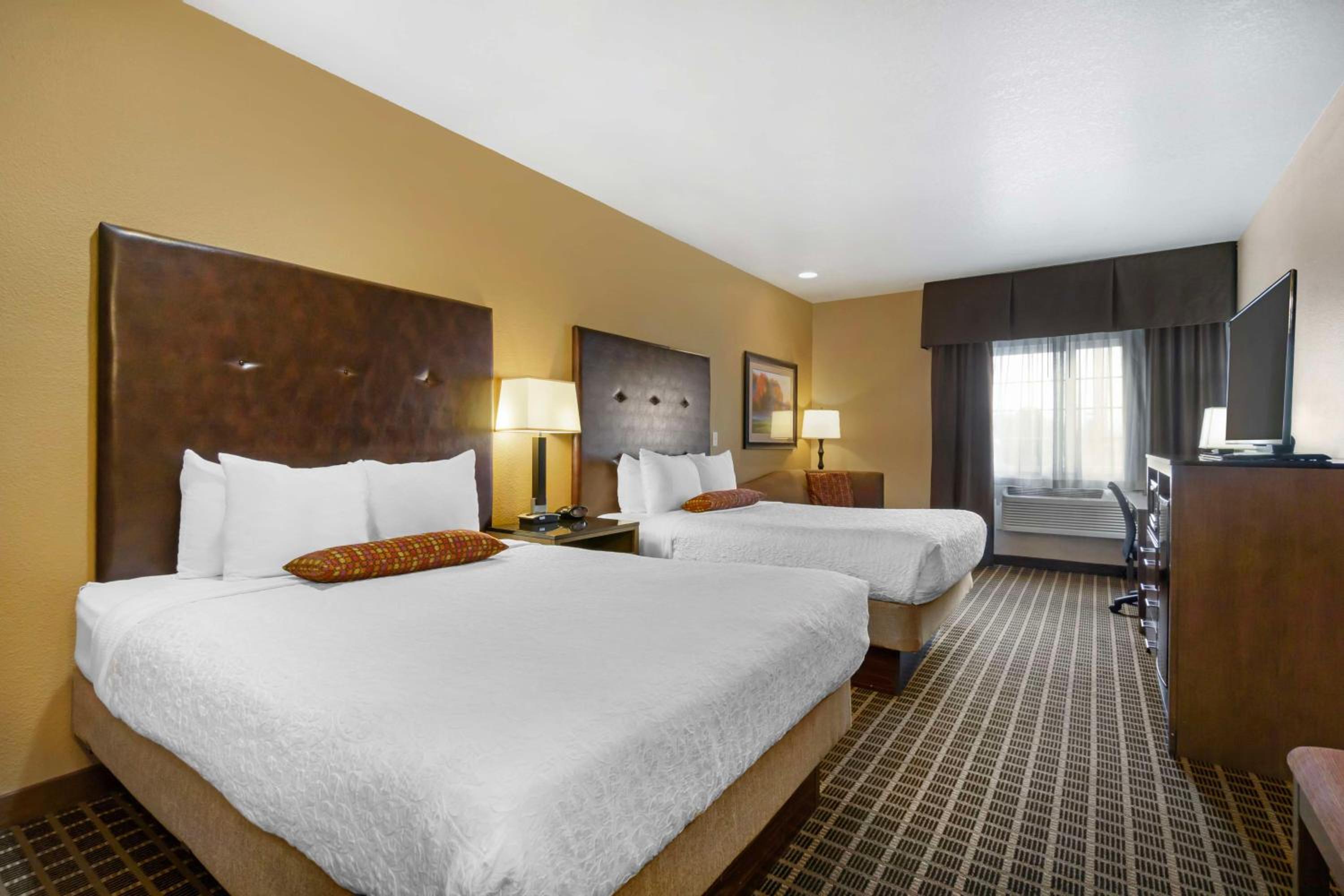 Queen Room with Two Queen Beds - Disability Access