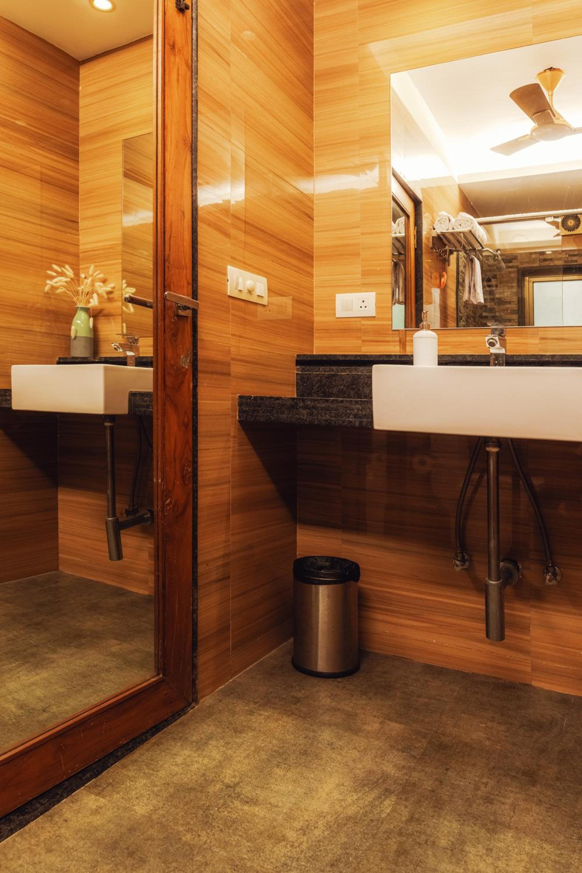 Deluxe Family Suite