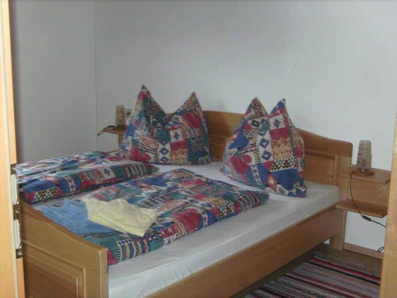 One-Bedroom Apartment with Shower photo 2