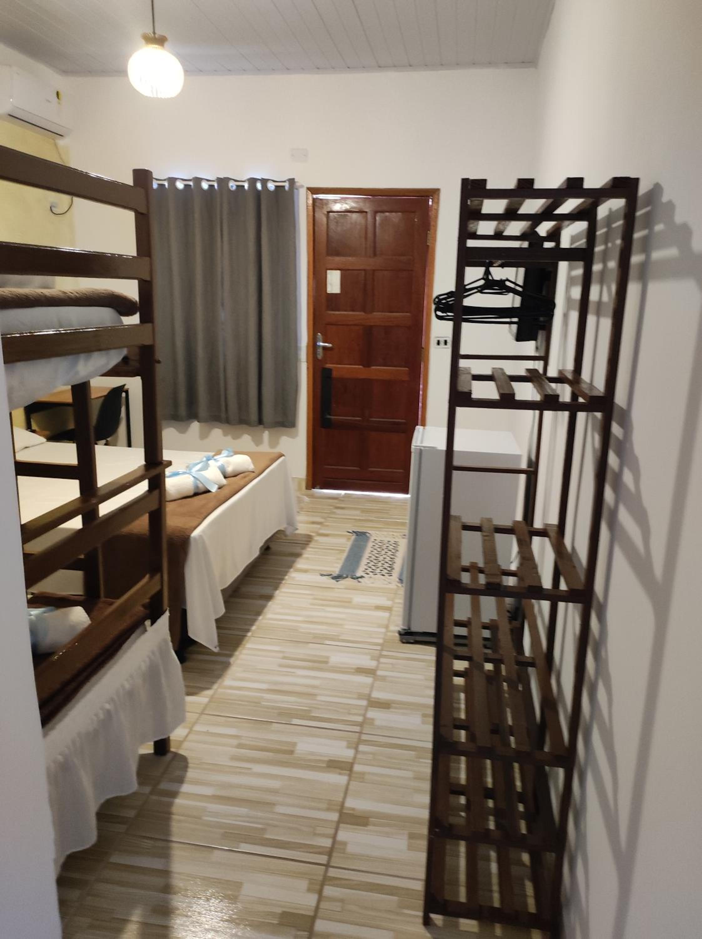 Quadruple Room with Private Bathroom photo 1