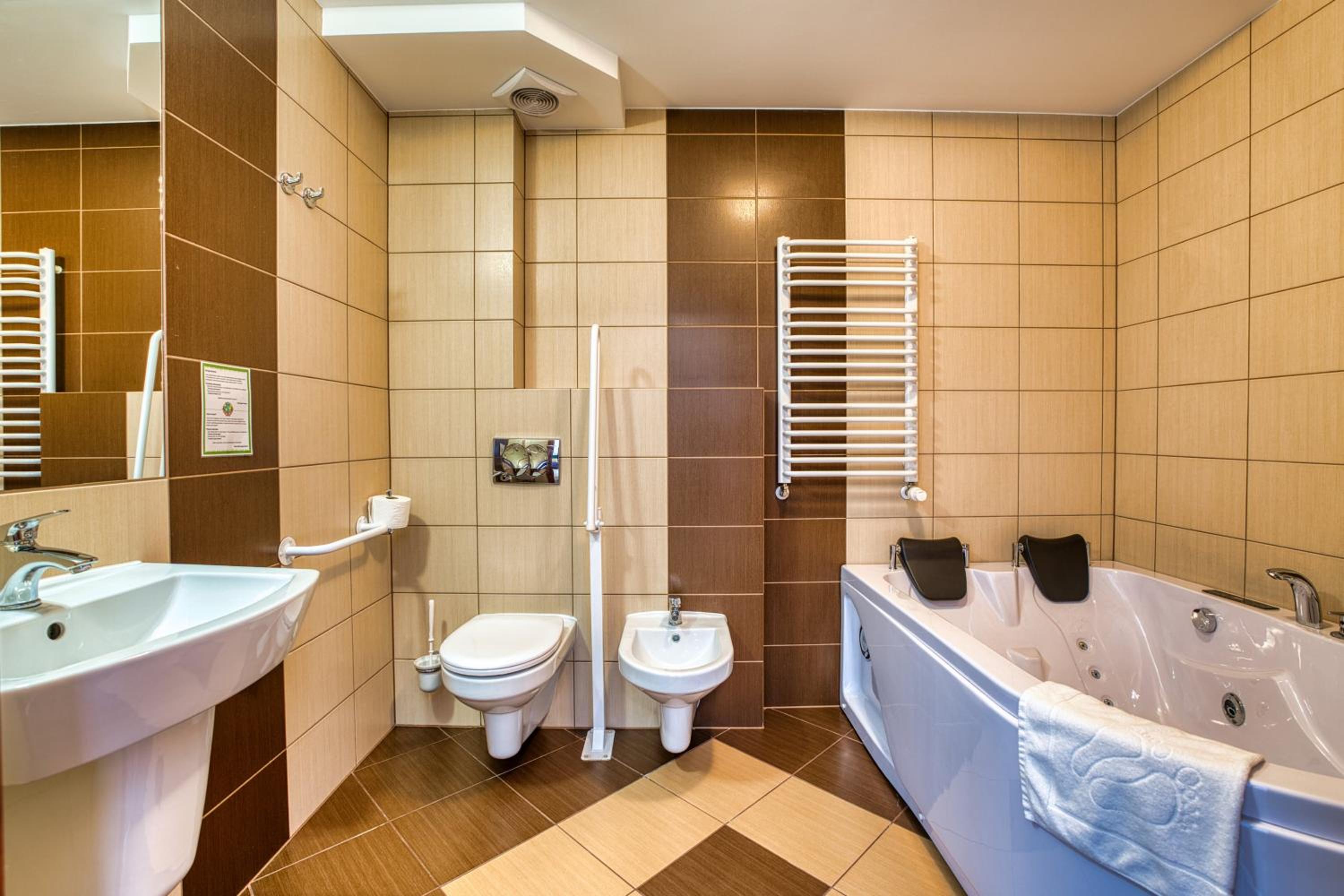 Apartment - Photo 4