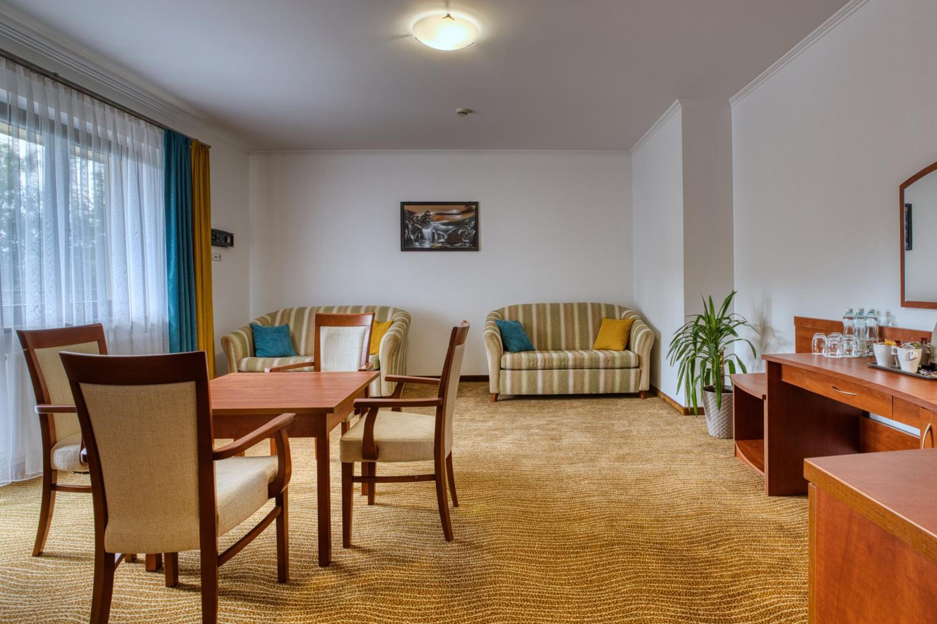 Apartment - Photo 11