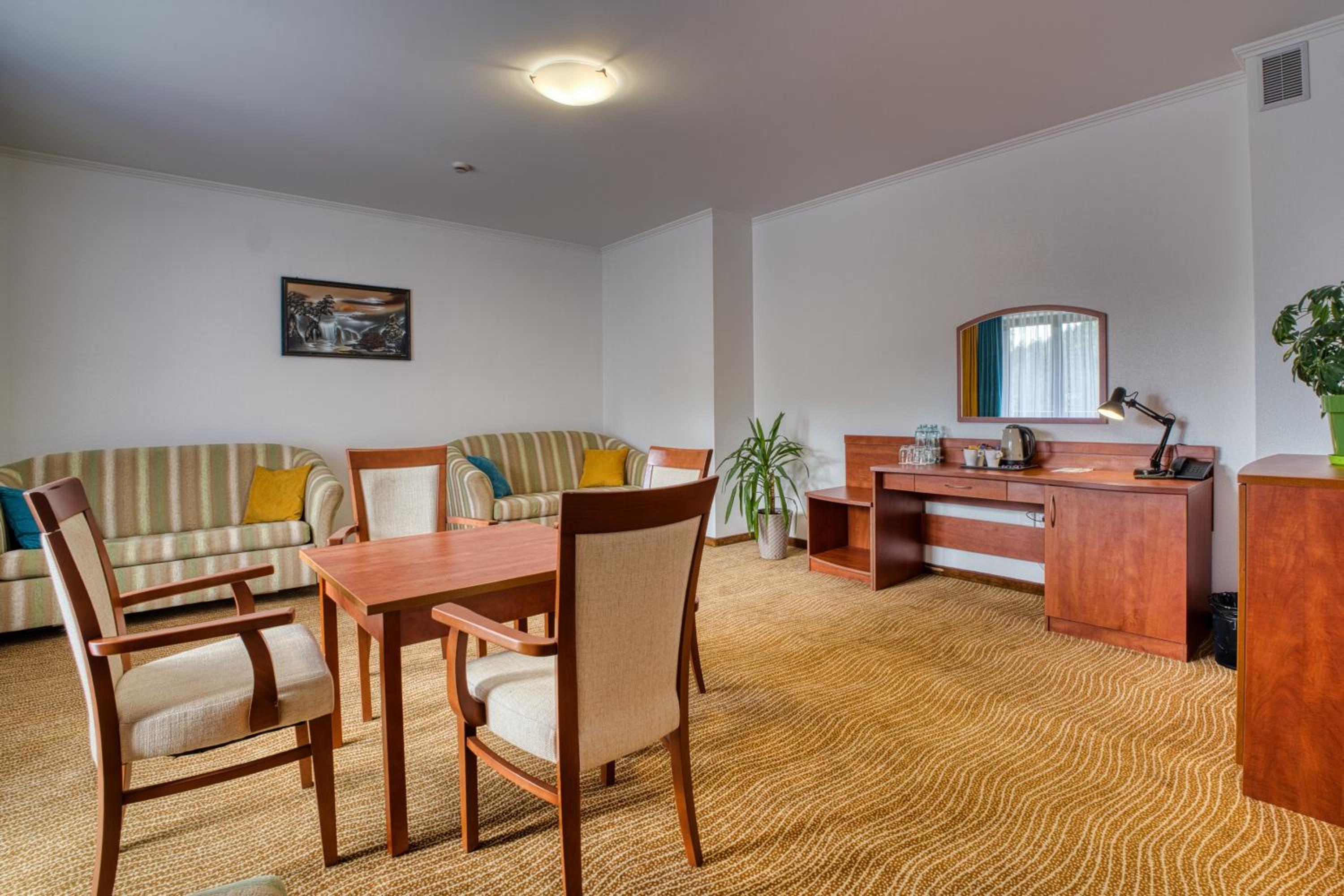 Apartment - Photo 10