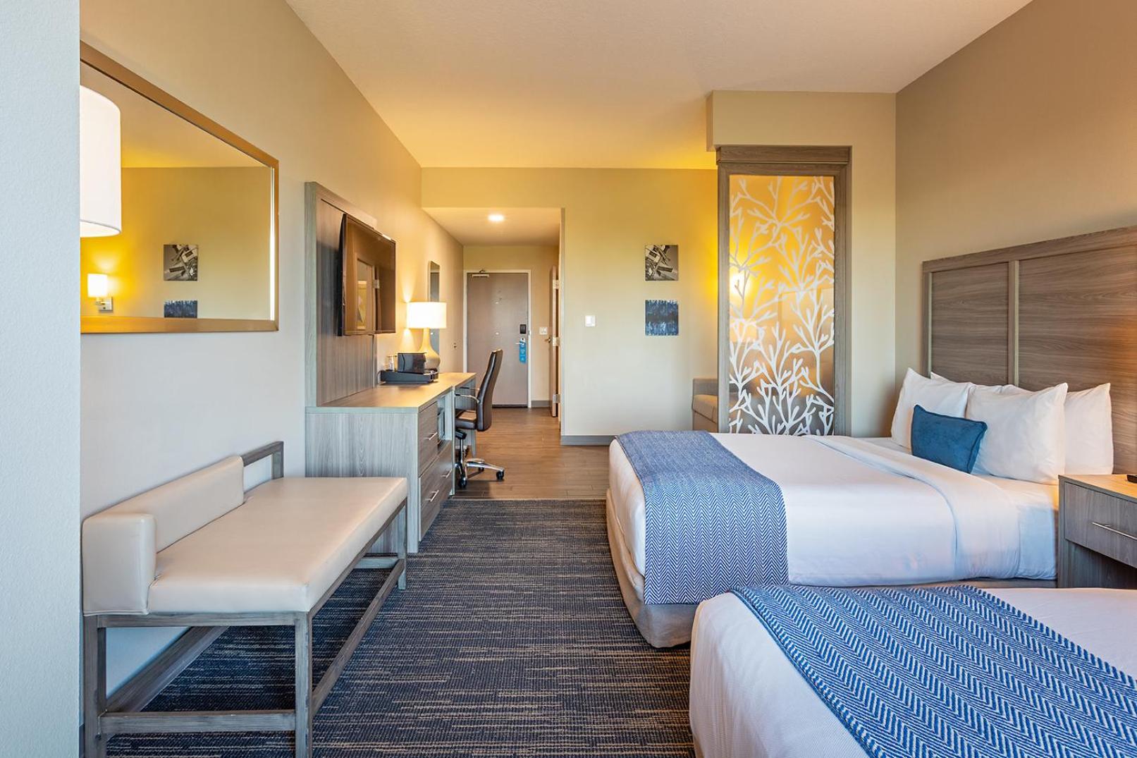 Double Queen Suite ADA