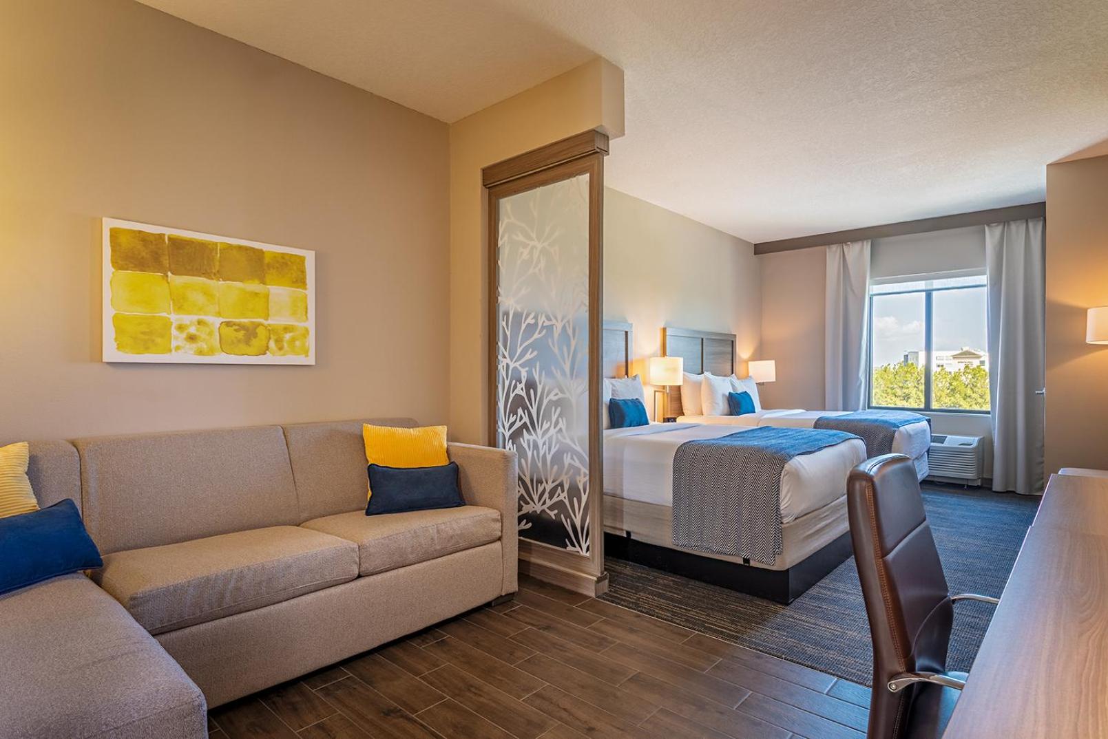 Double Queen Superior Suite