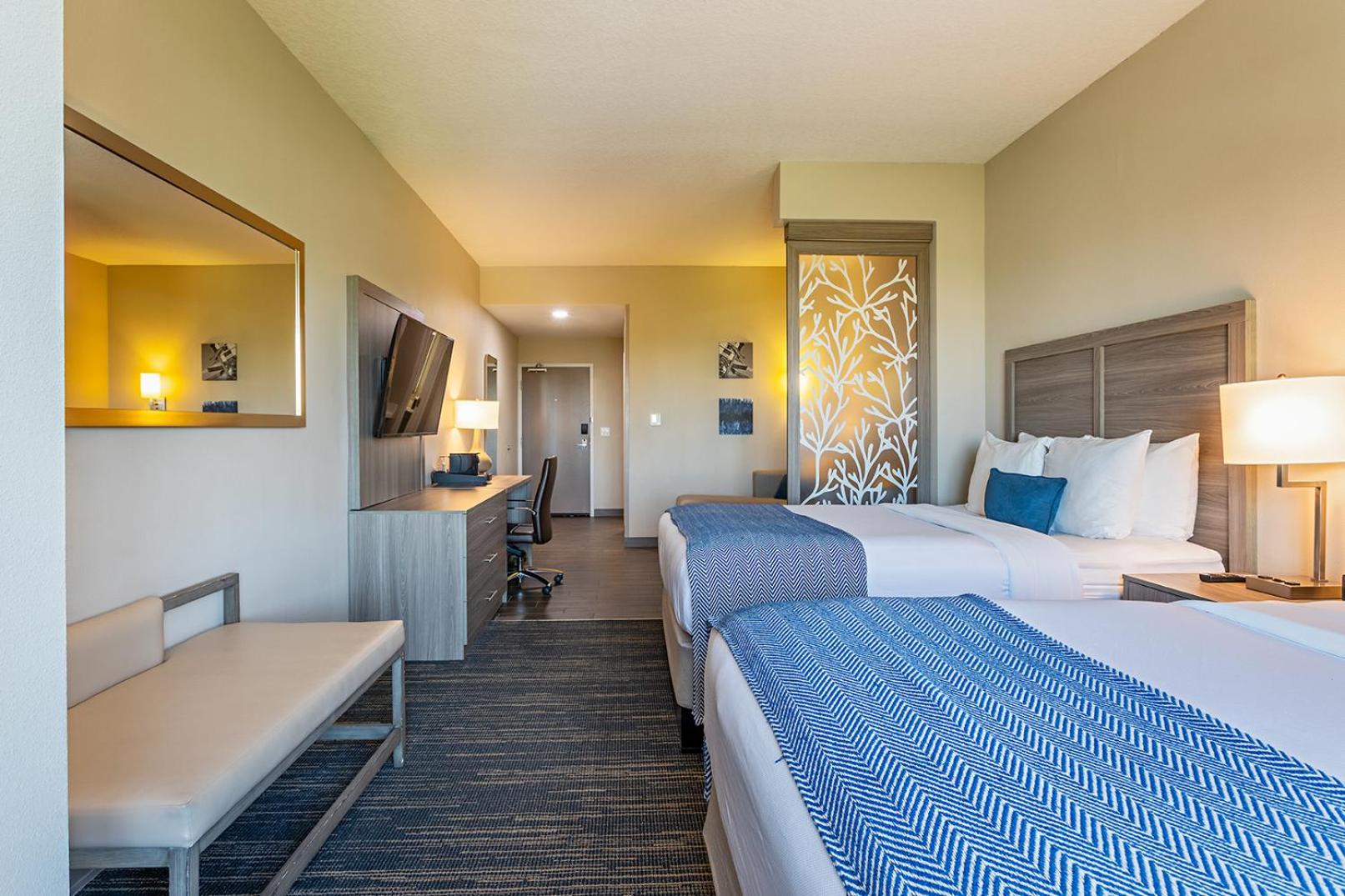 Double Queen Superior Suite