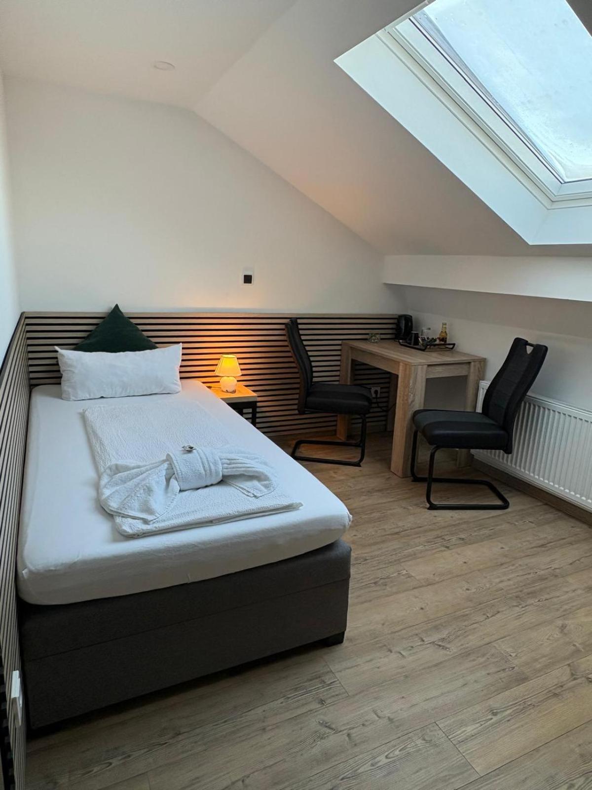 Budget Single Room