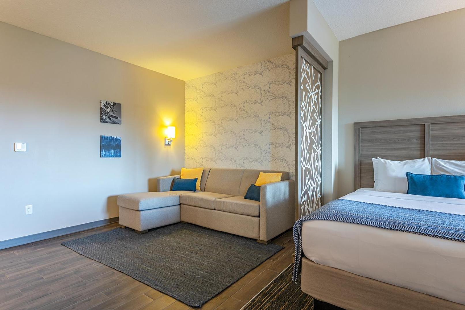 Double Queen Master Suite