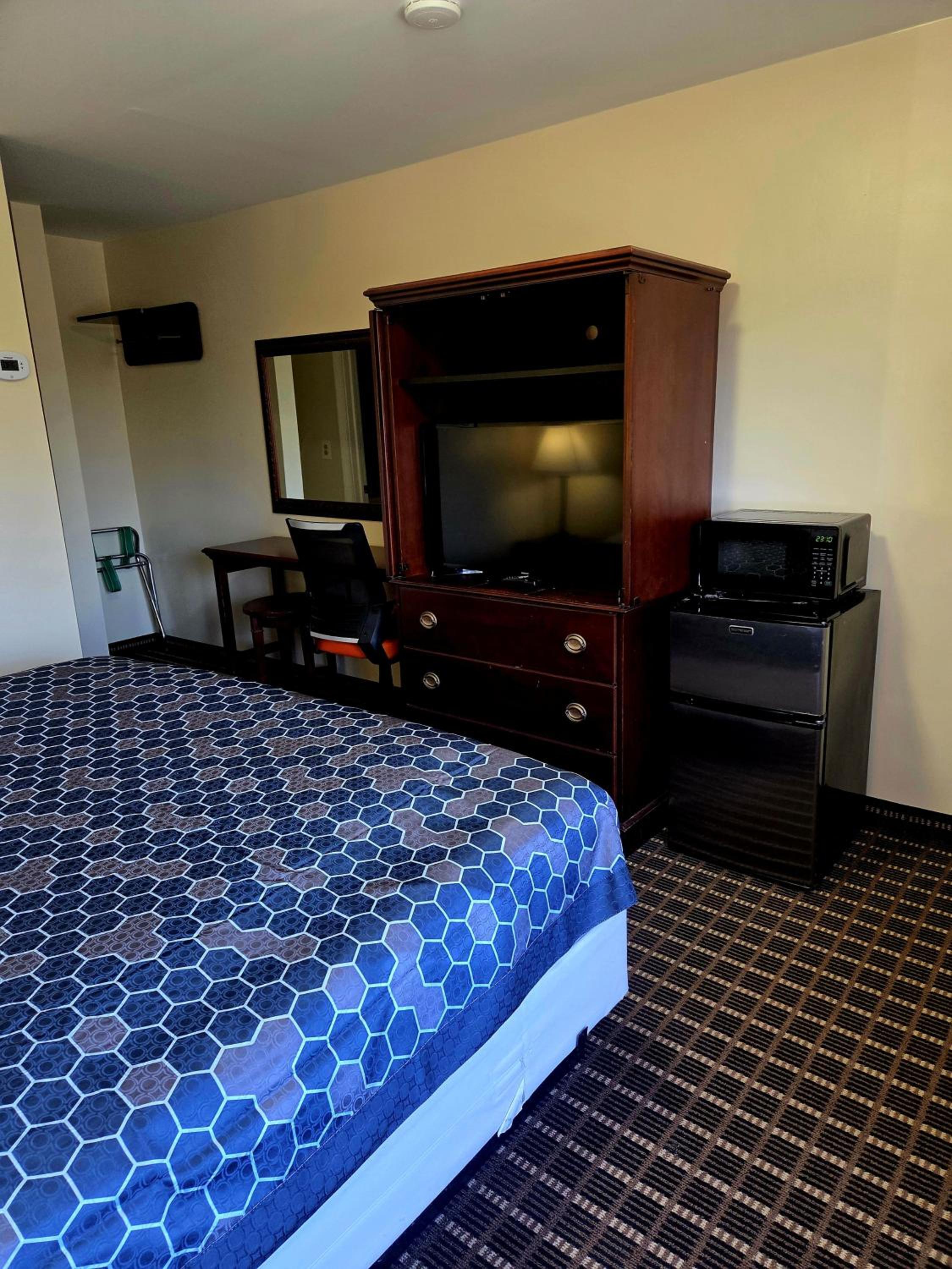 King Room-Non Smoking photo 3
