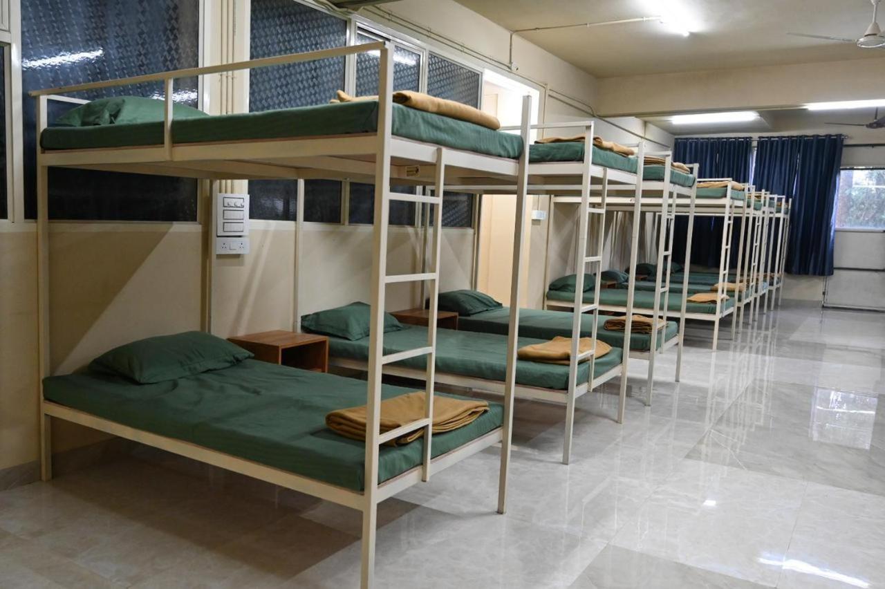 Mixed Dormitory Room
