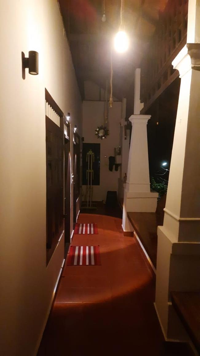 Deluxe Double or Twin Room - Photo 7