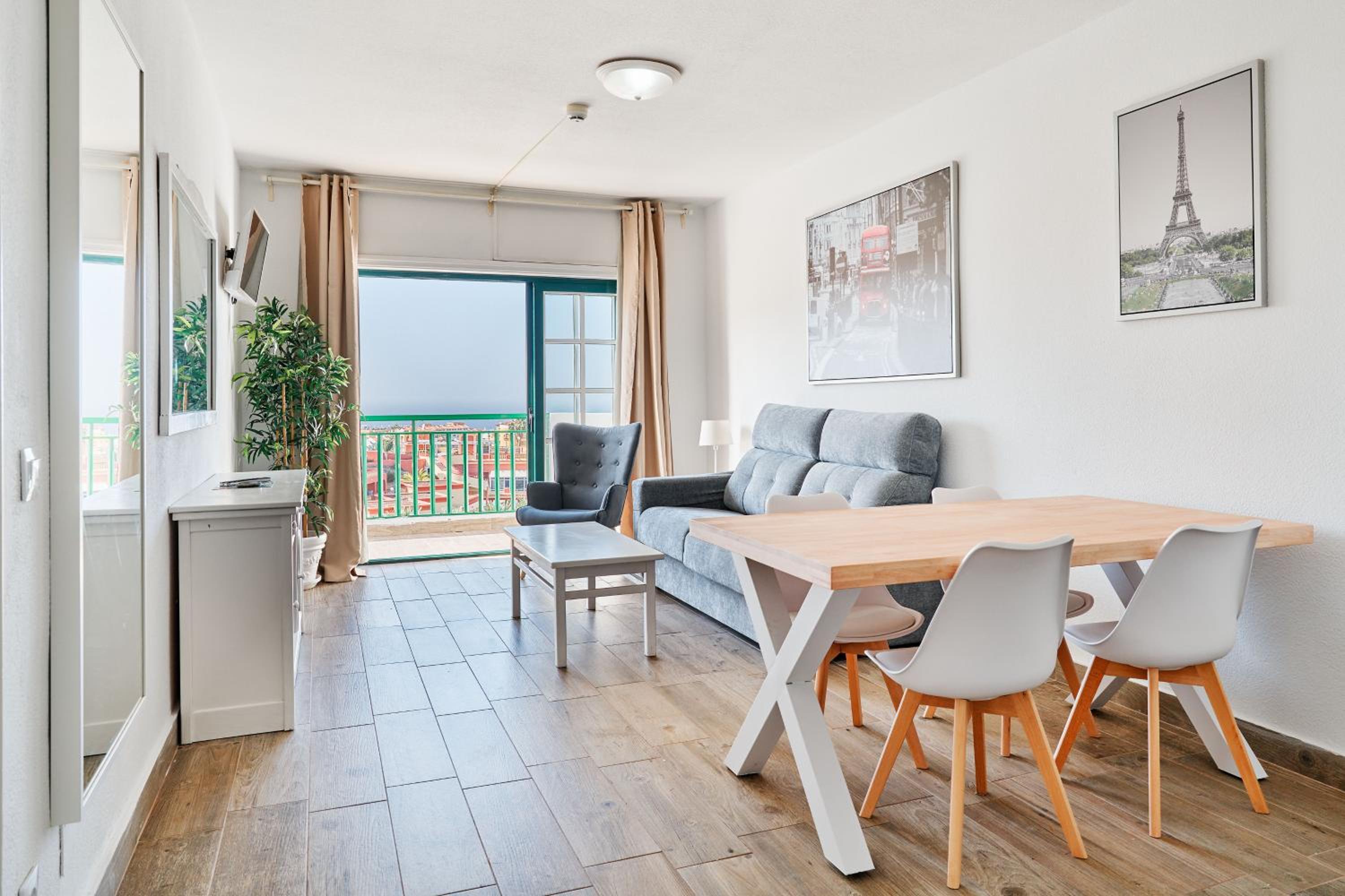 One-Bedroom Premium Apartment with Ocean View