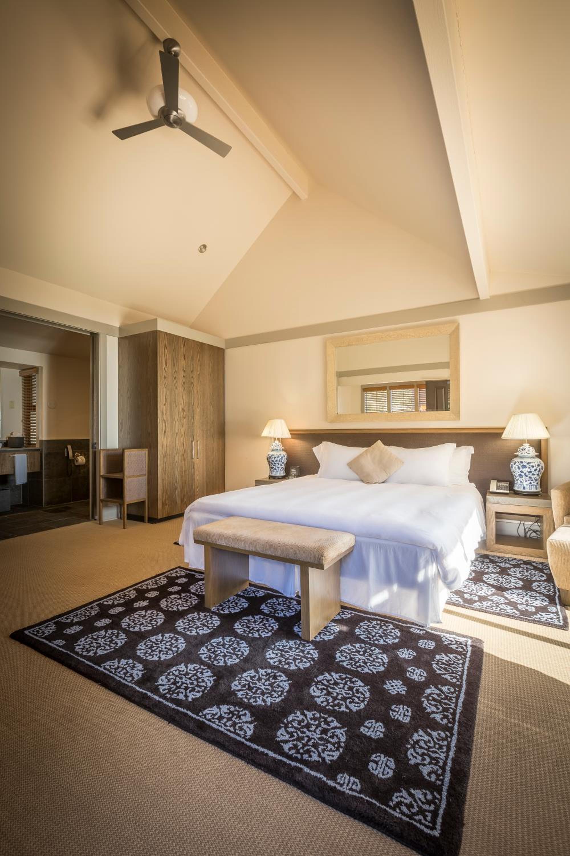 Ocean View King Room - Photo 2
