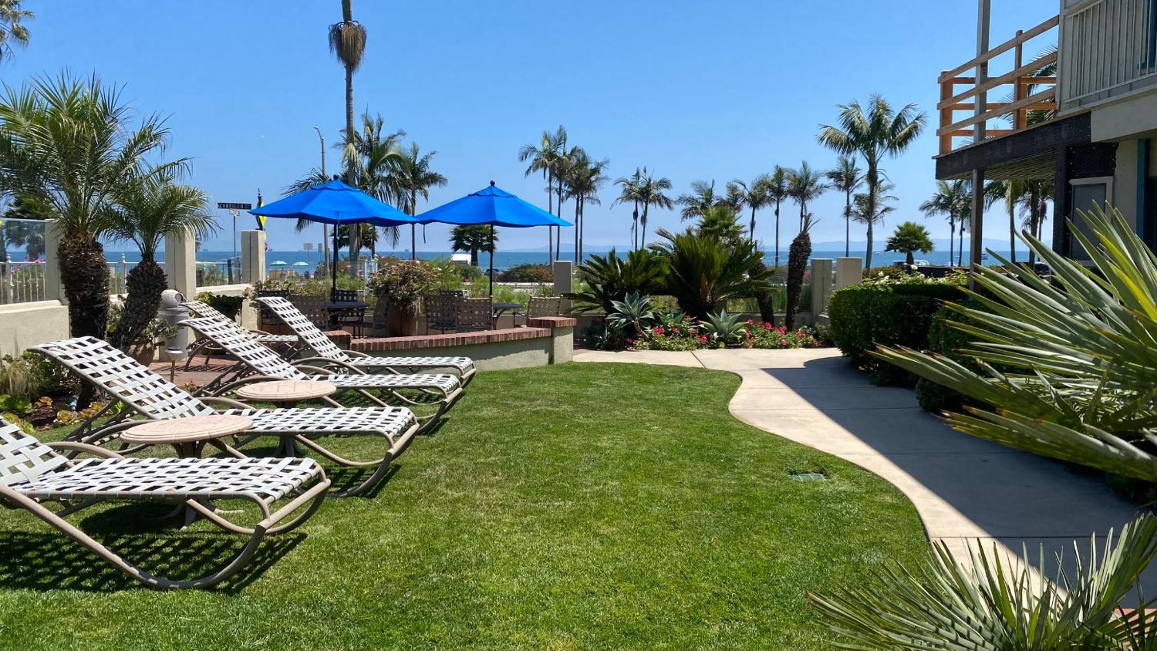 Standard Ocean View King  photo 3