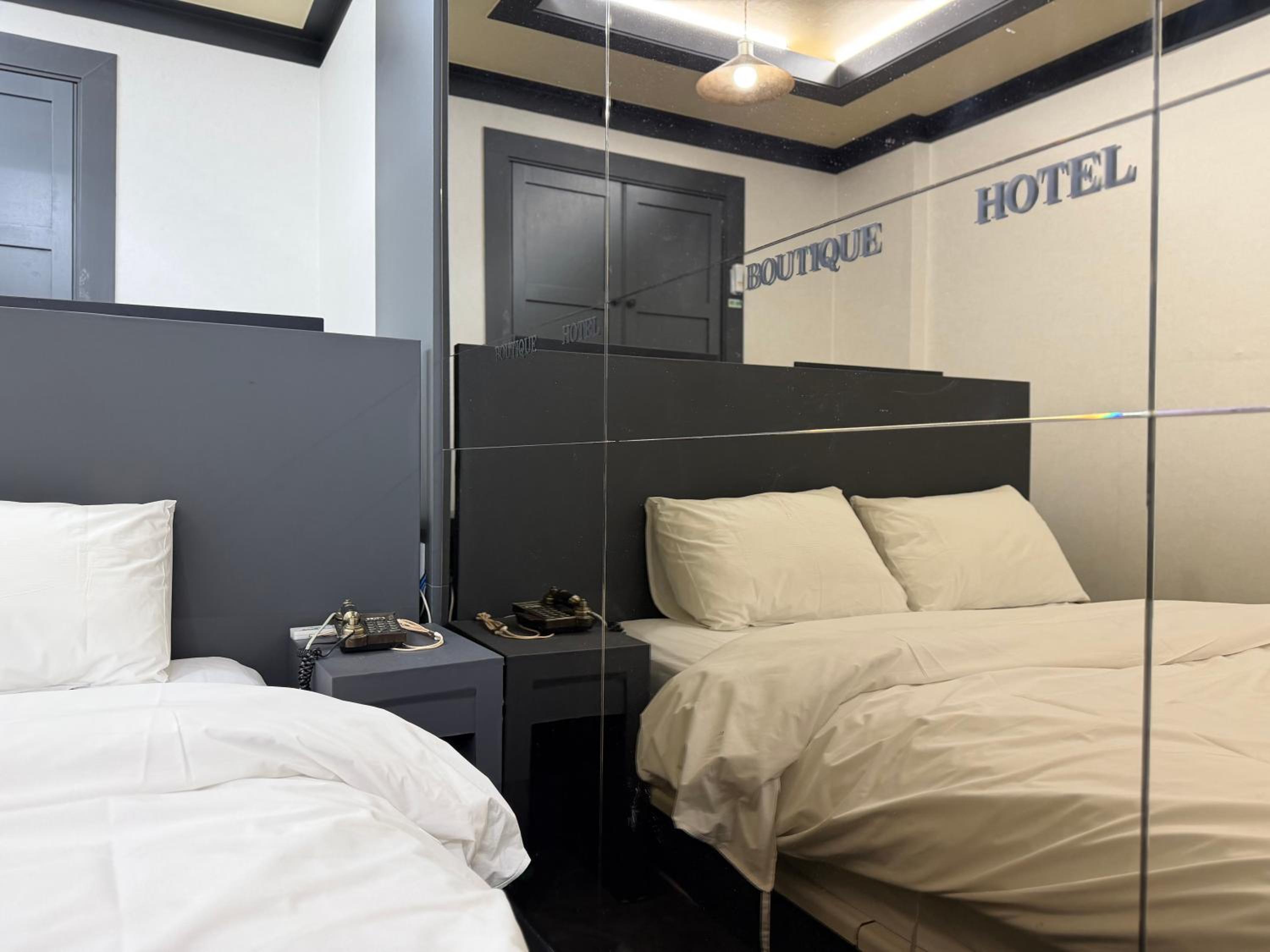 Standard King Room
