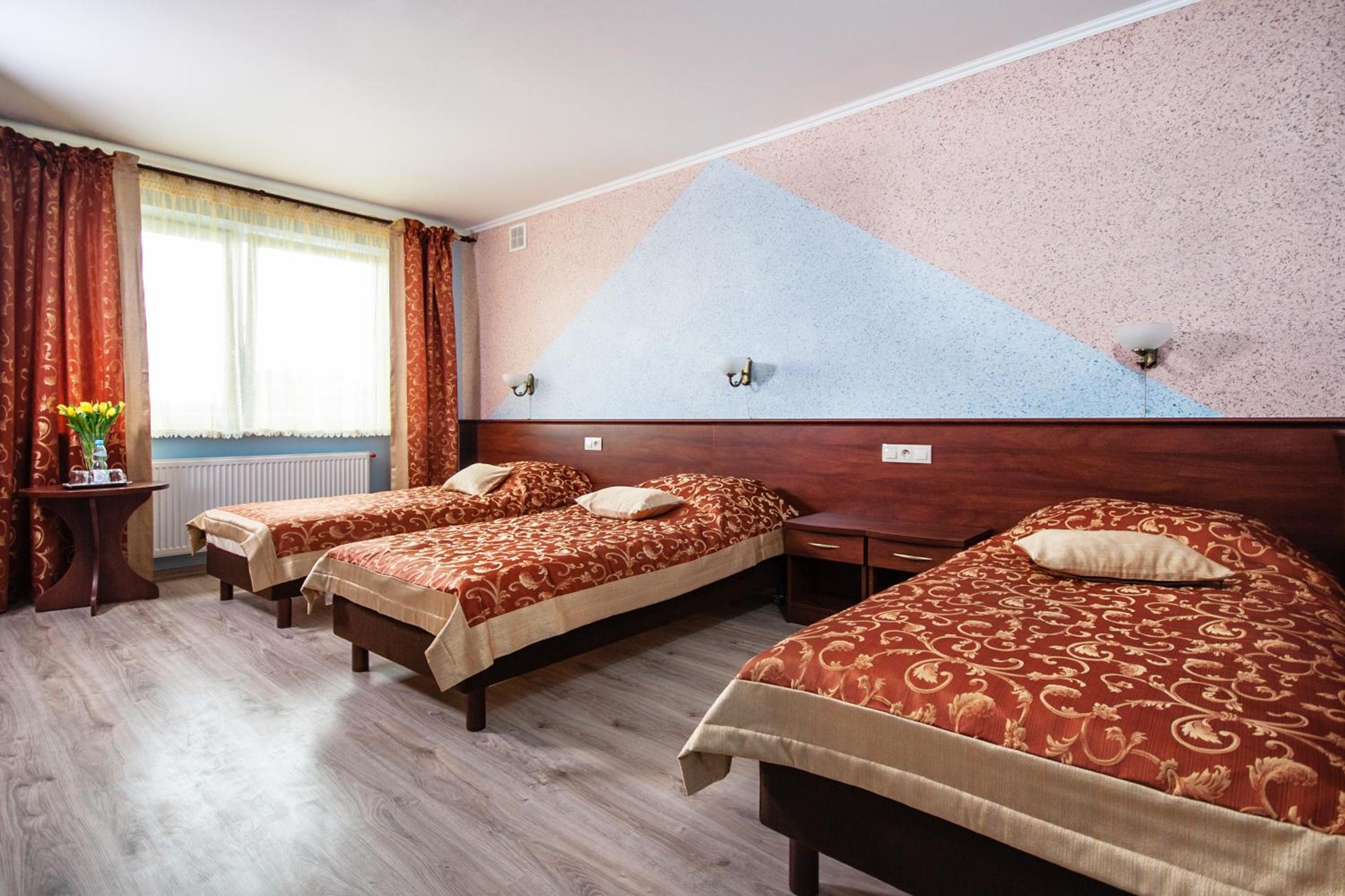 Triple Room - Photo 1