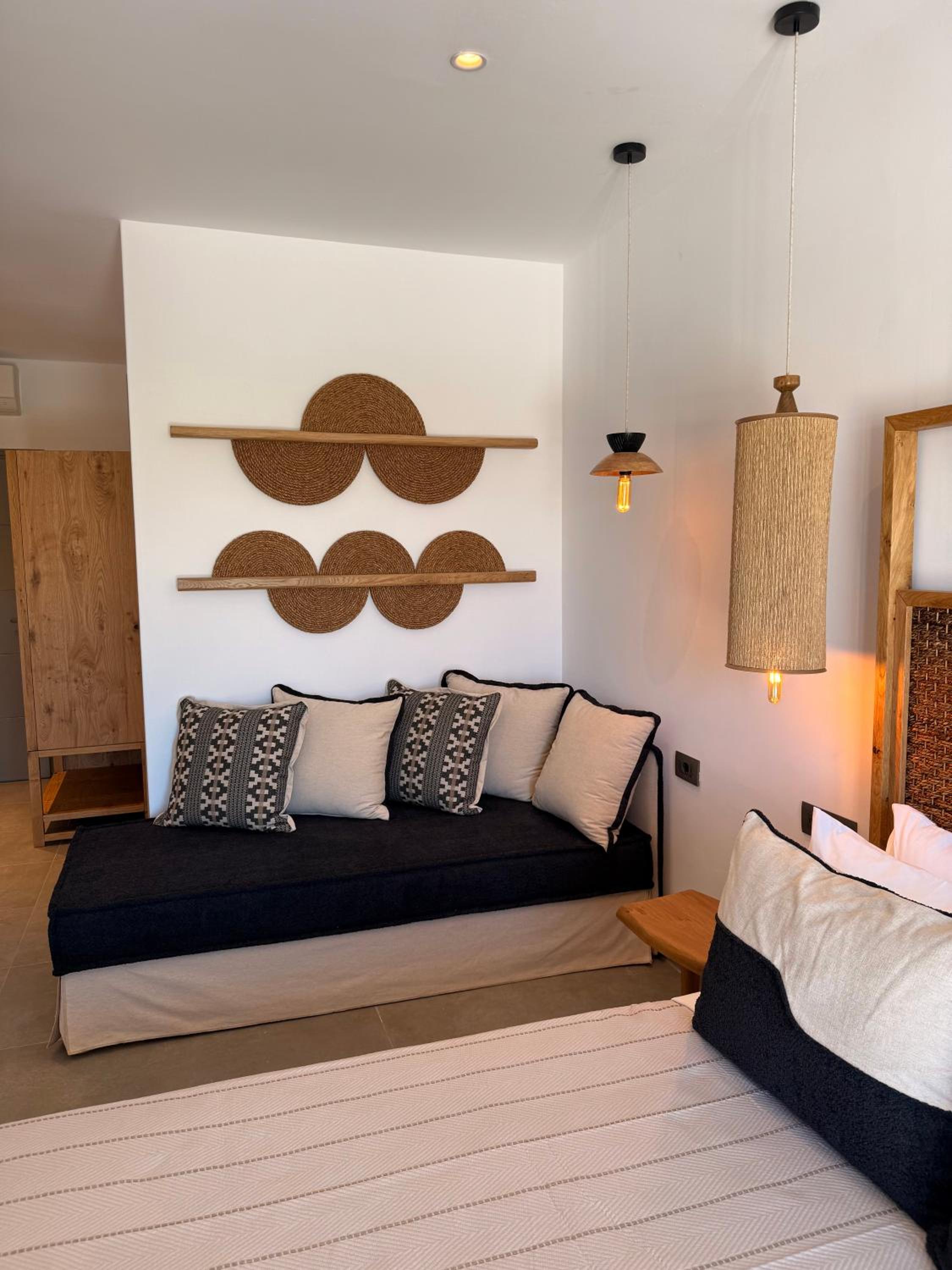 Superior Triple room with private balcony